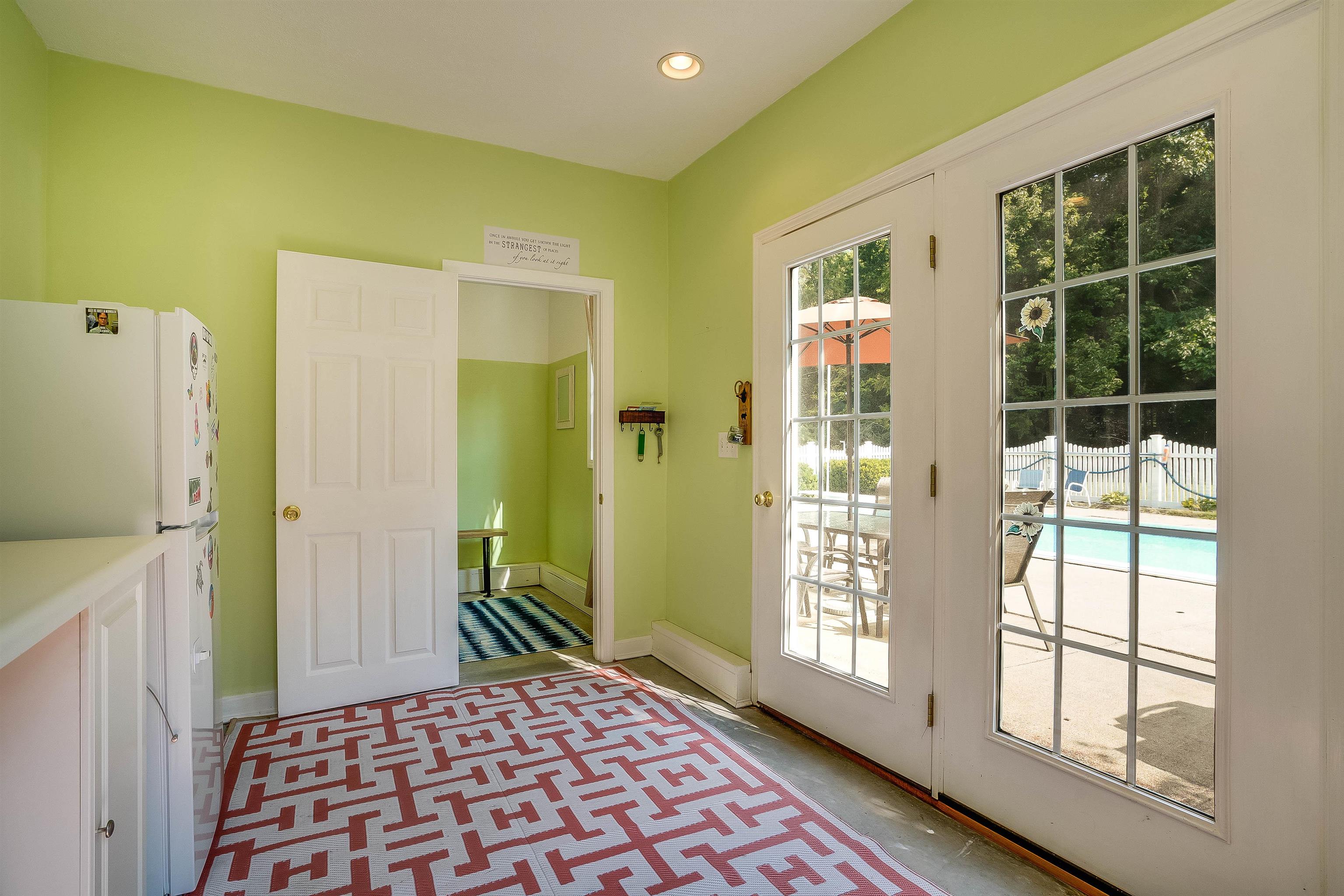 127 Rideout Road