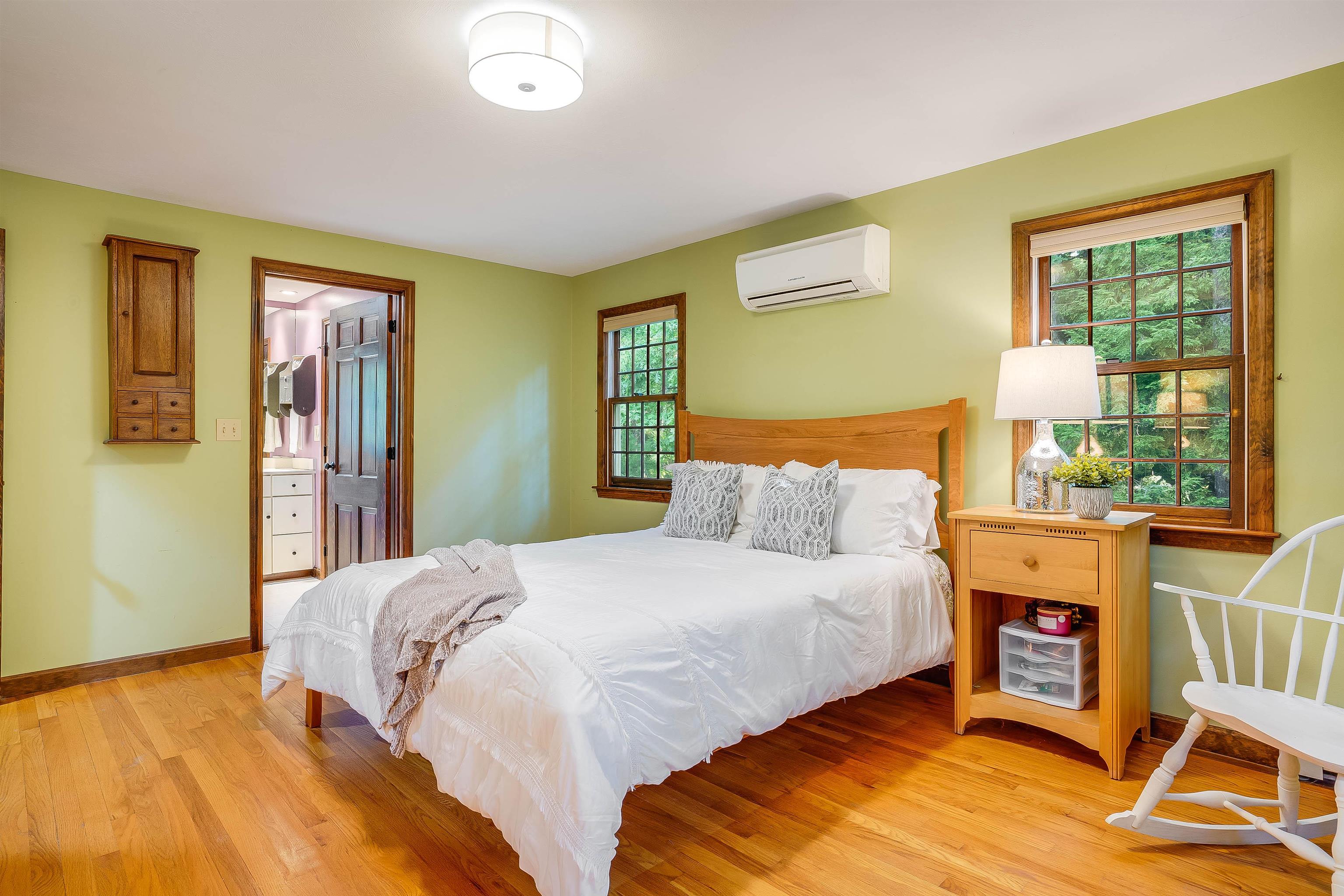 127 Rideout Road