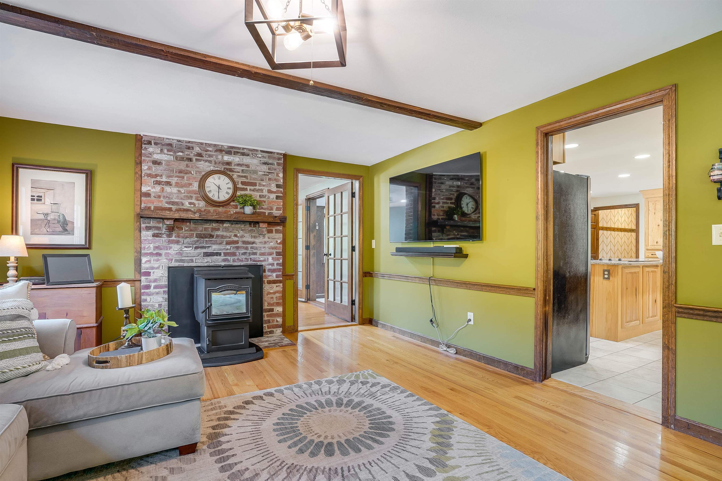 127 Rideout Road