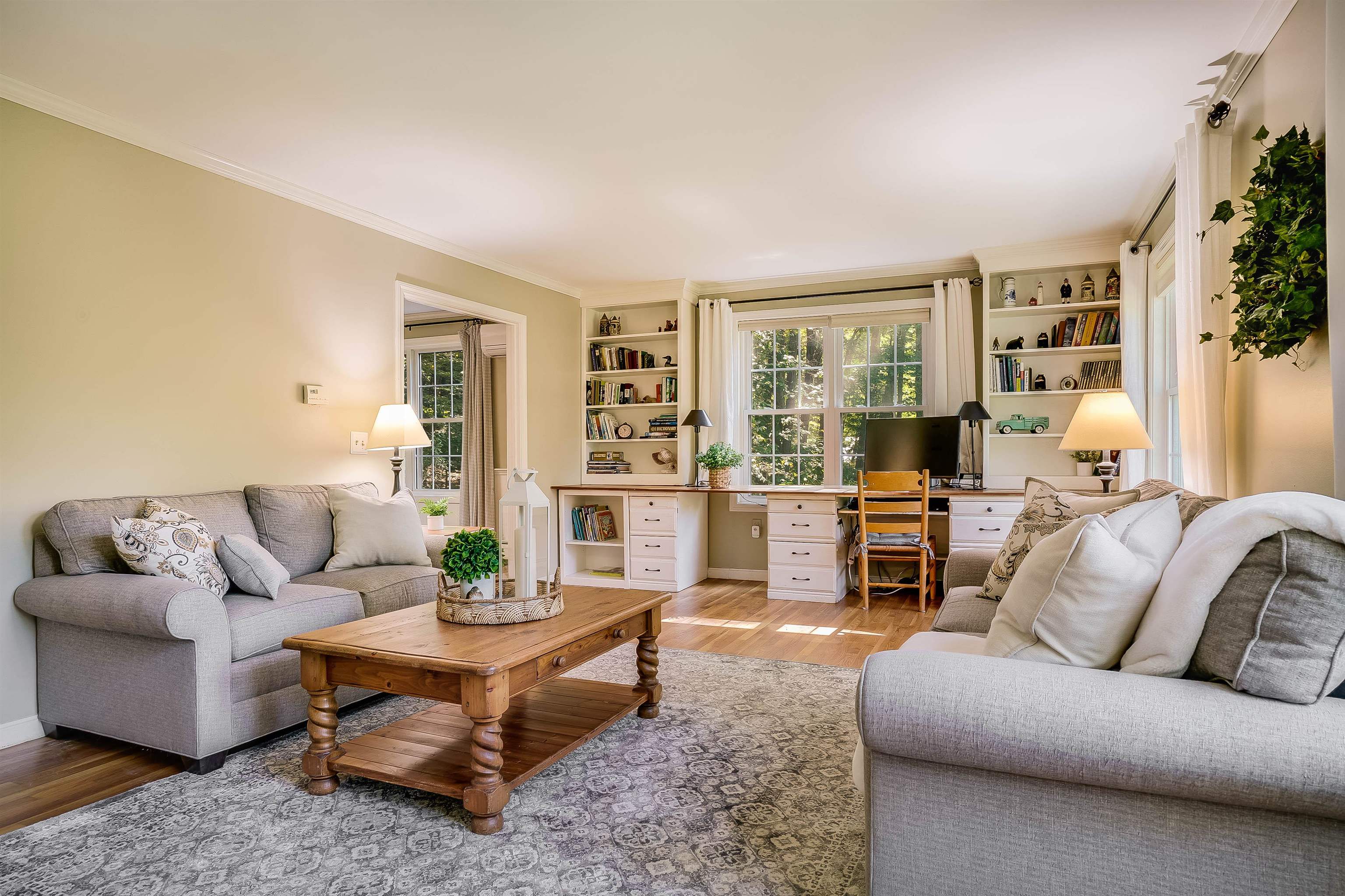 19 Spring Hill Road