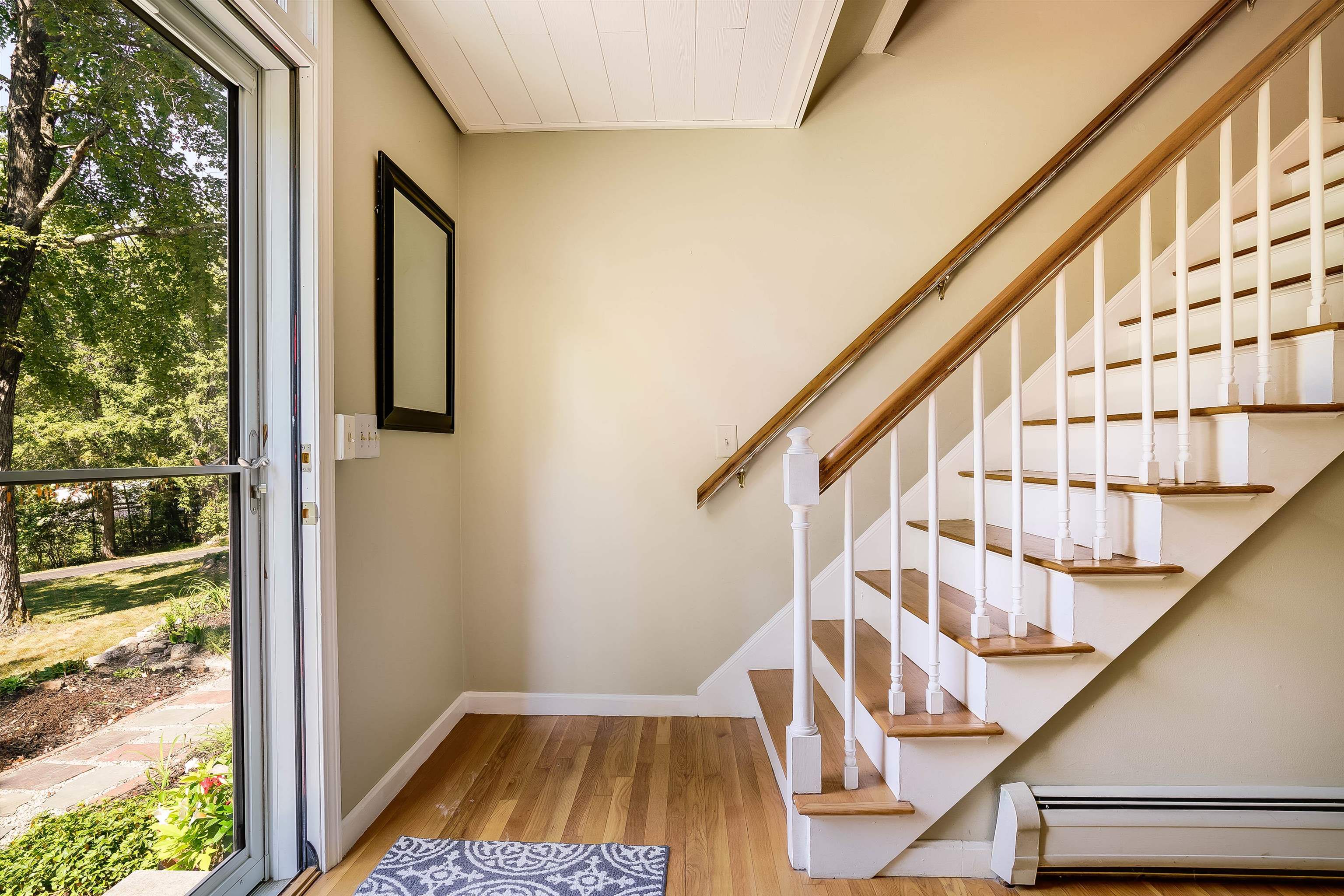 19 Spring Hill Road