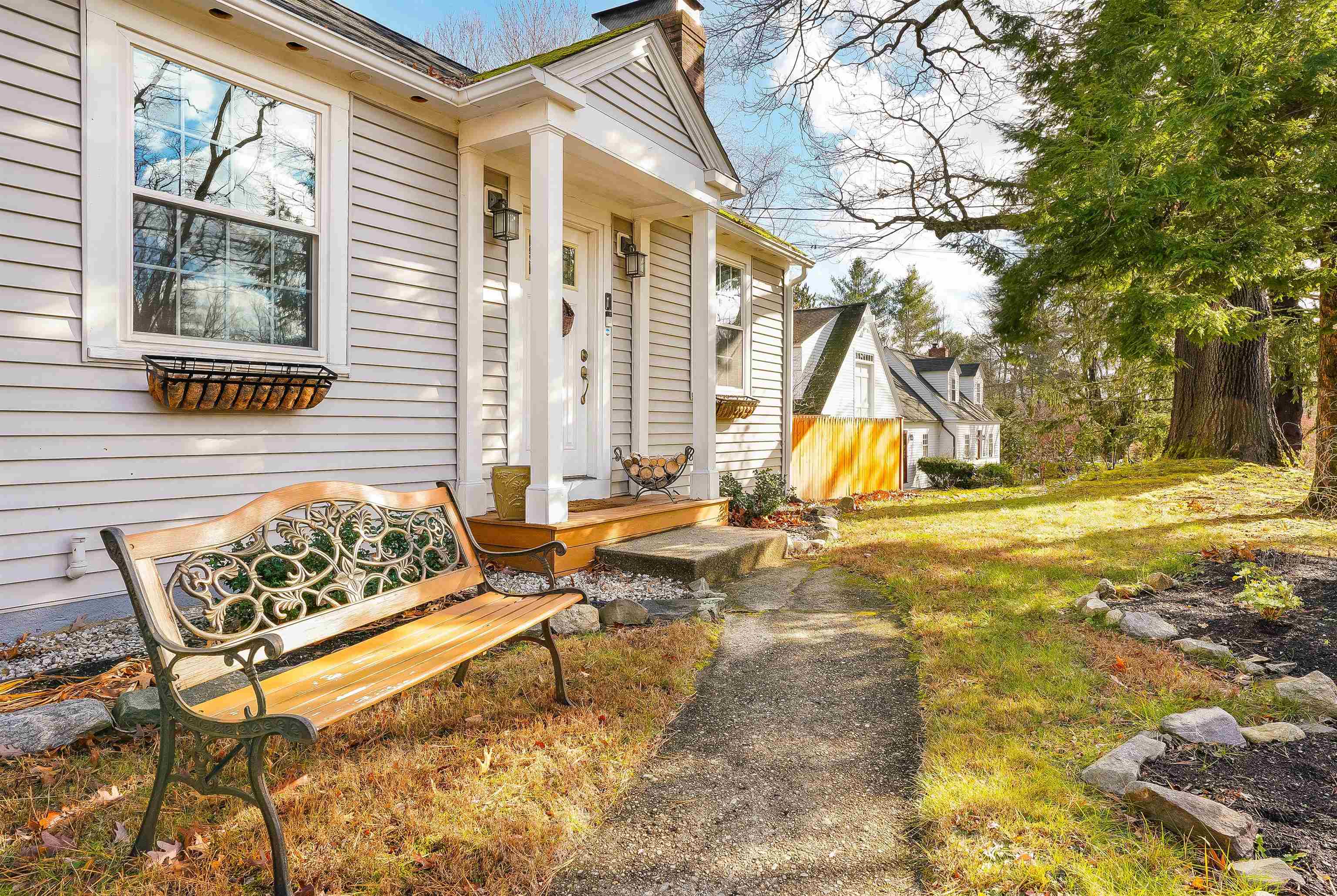 27 Mack Hill Road