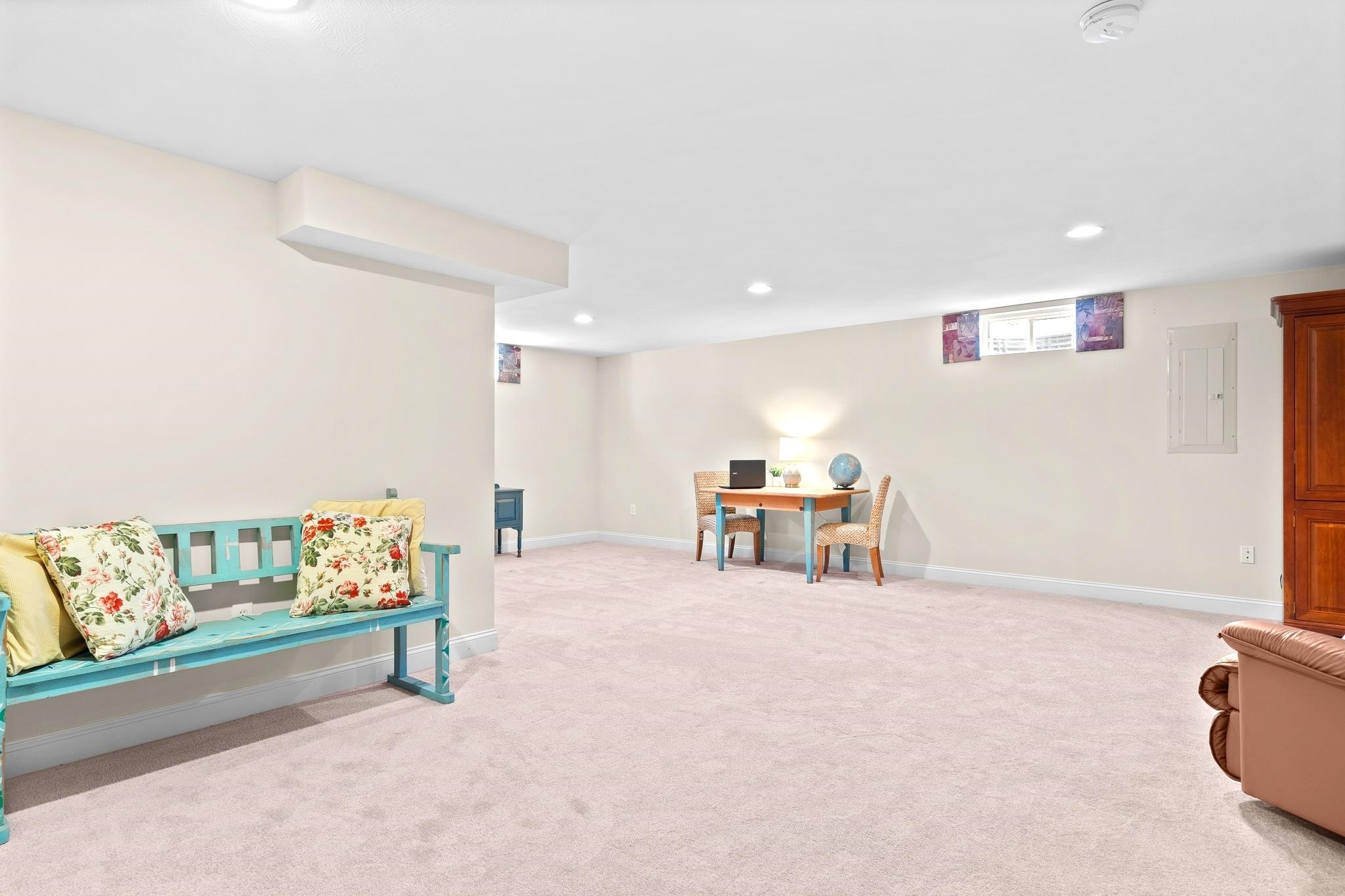 9 Summerfield Way