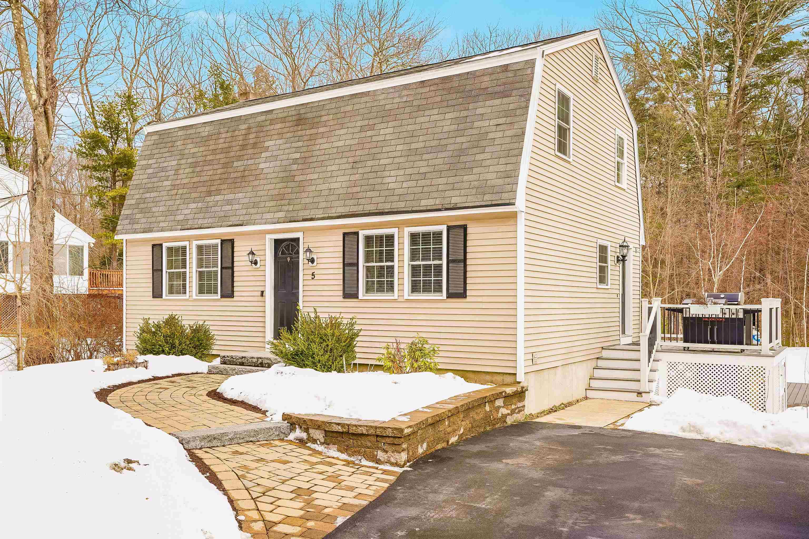 5 Imperial Drive