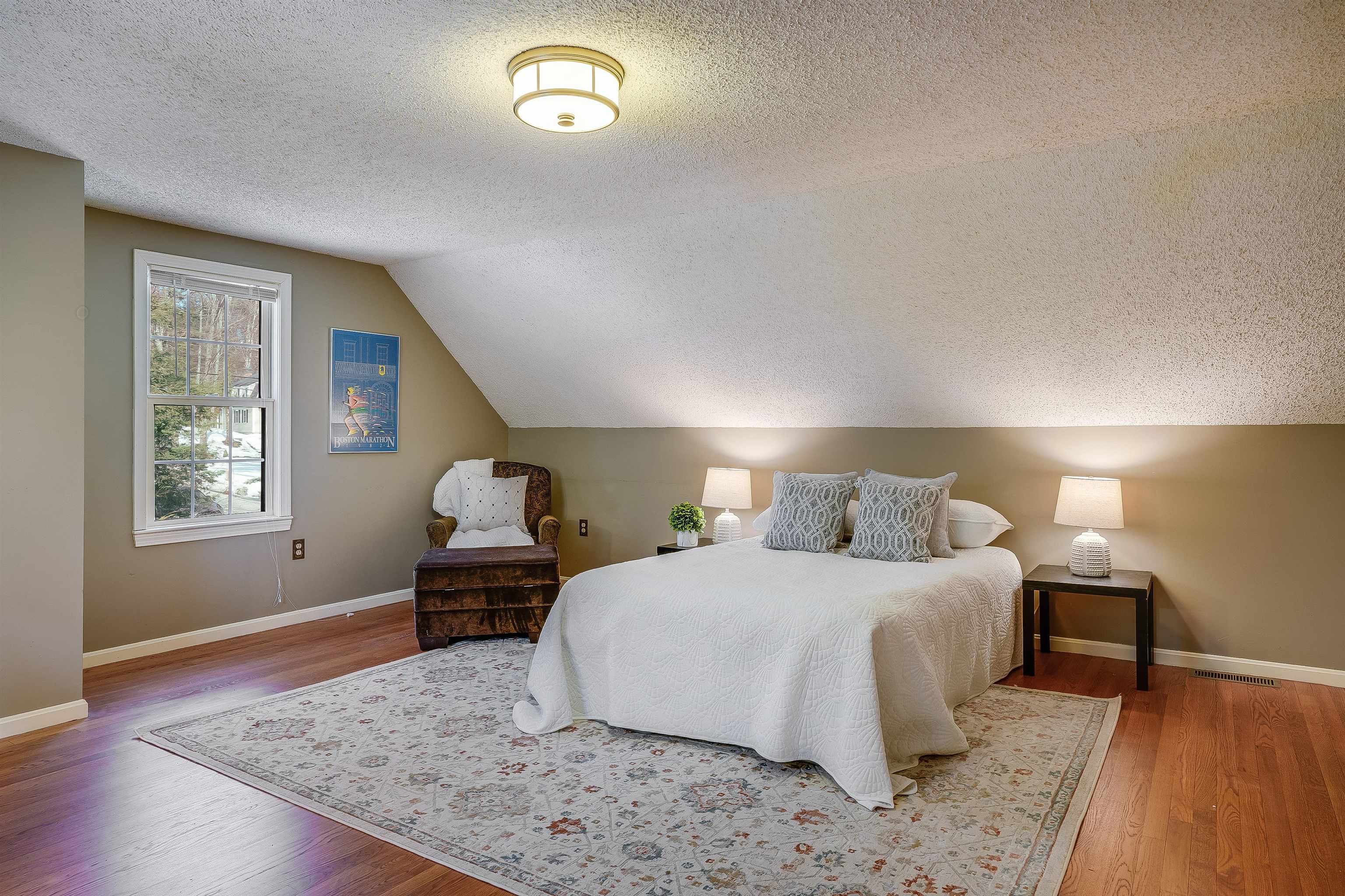 10 Nathaniel Drive