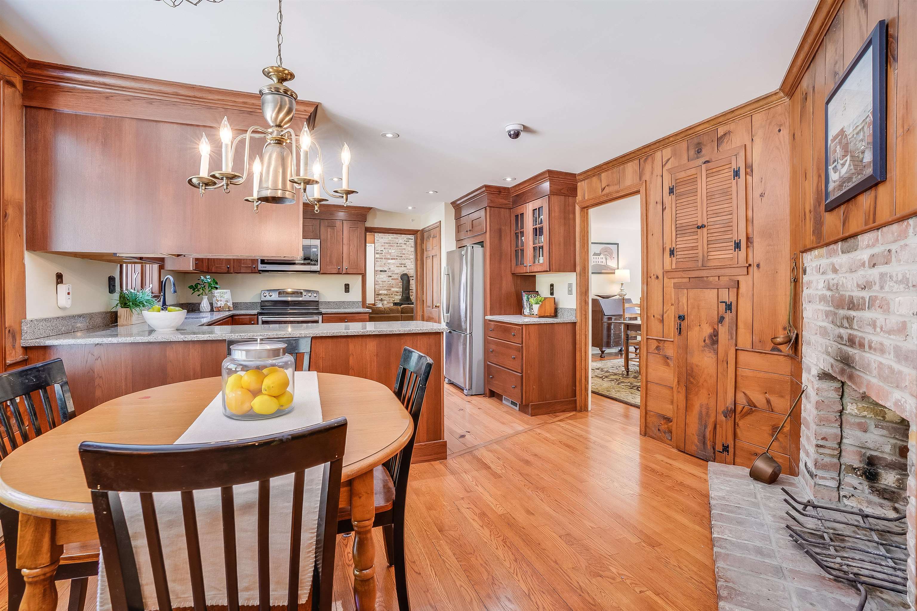 10 Nathaniel Drive