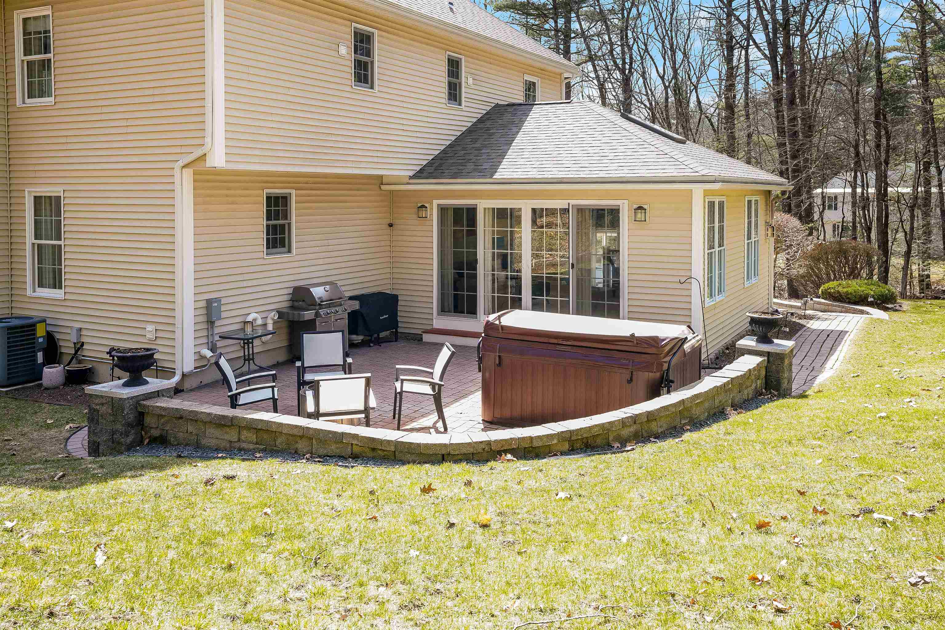 26 Spring Hill Road
