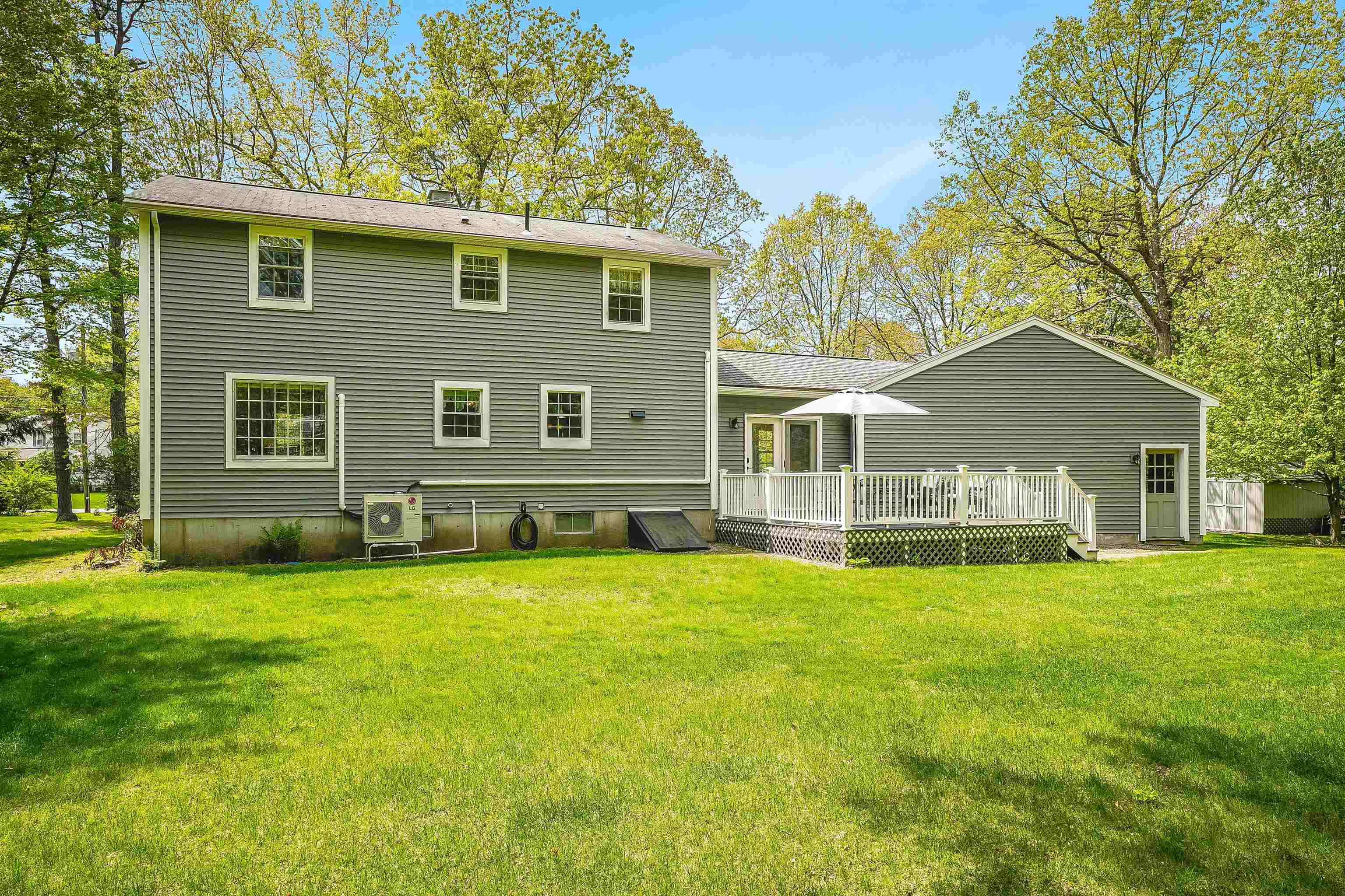 25 Hickory Drive