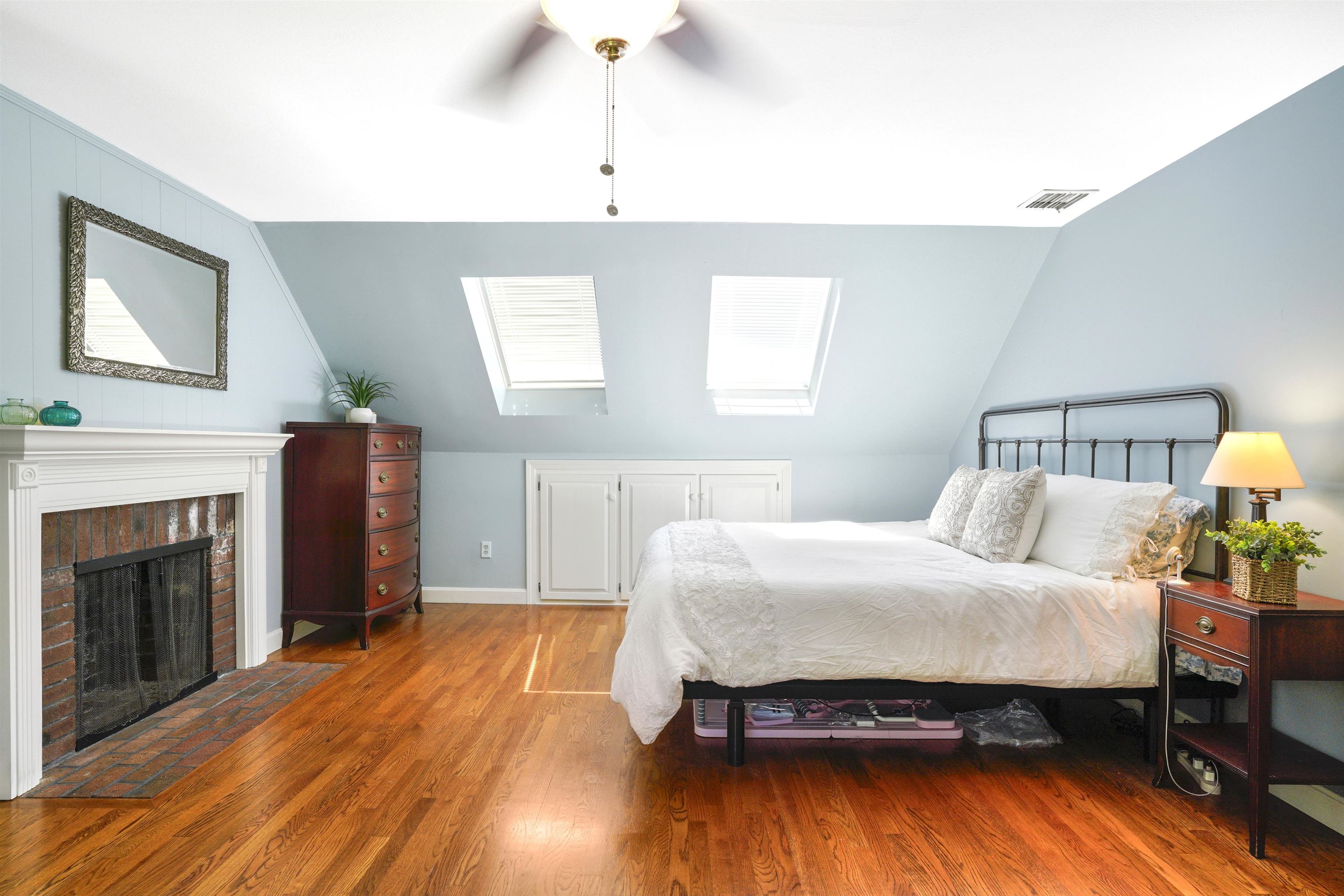 12 Hemlock Hill Road