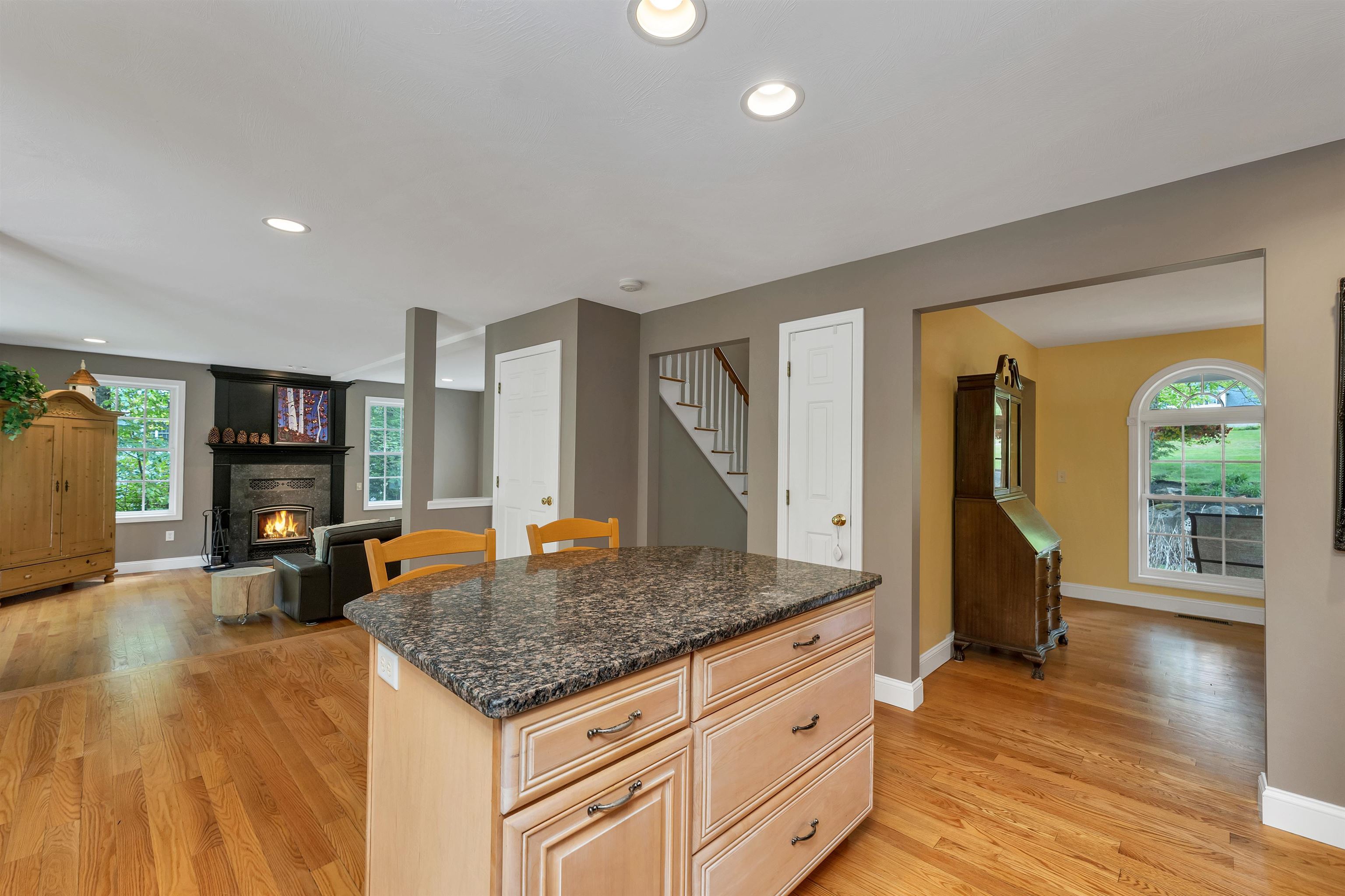15 Largo Knoll
