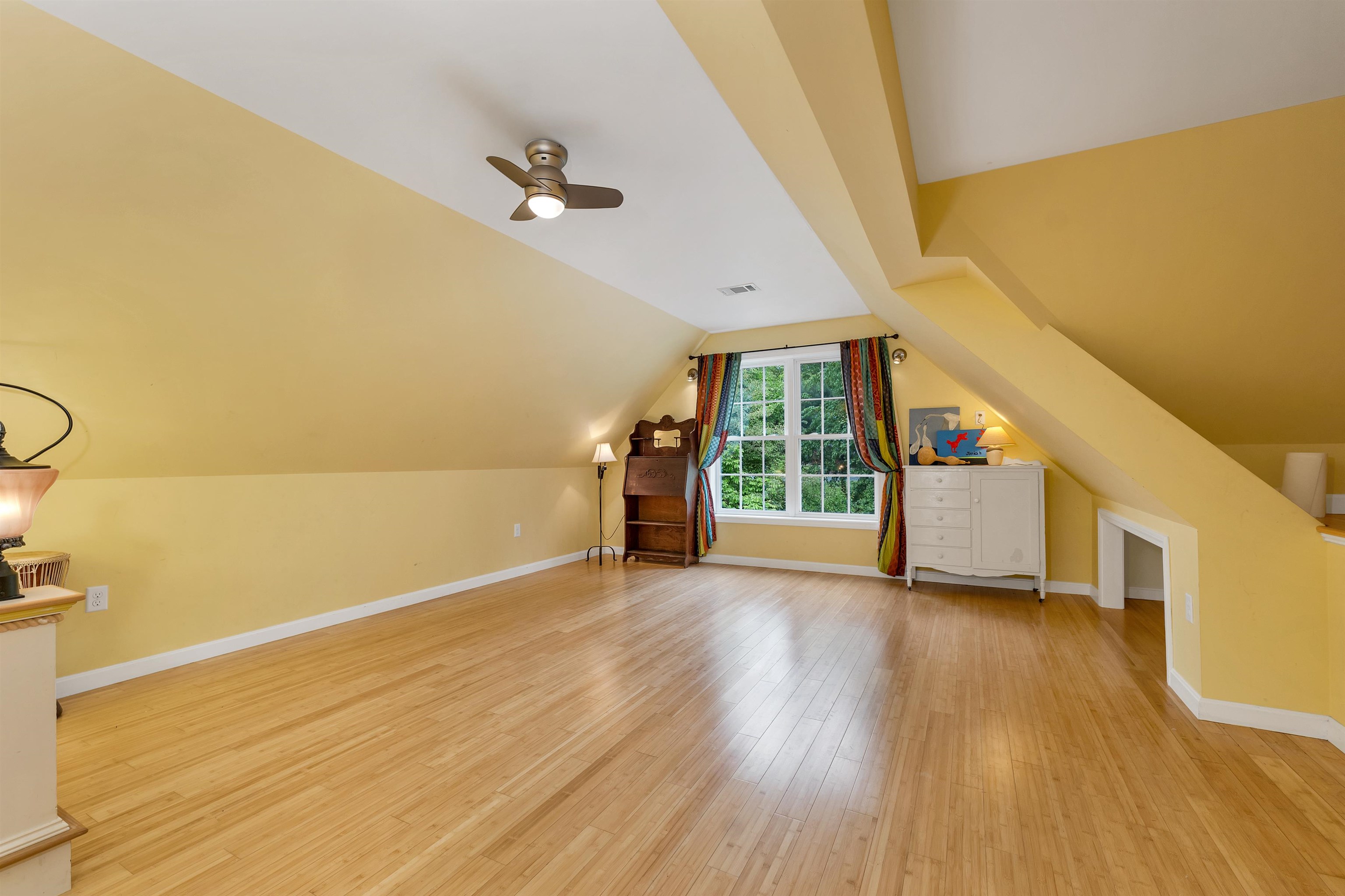 15 Largo Knoll