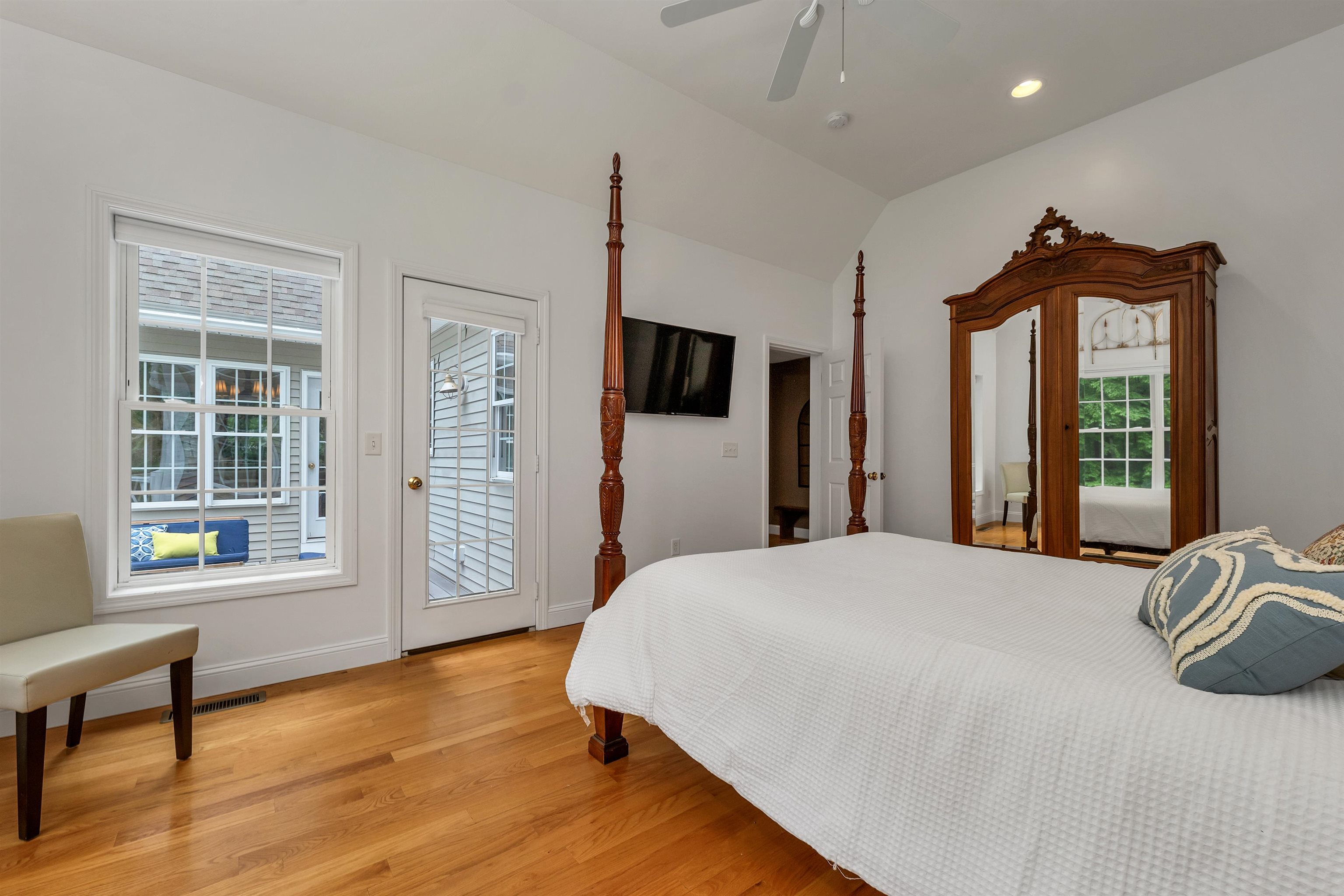 15 Largo Knoll