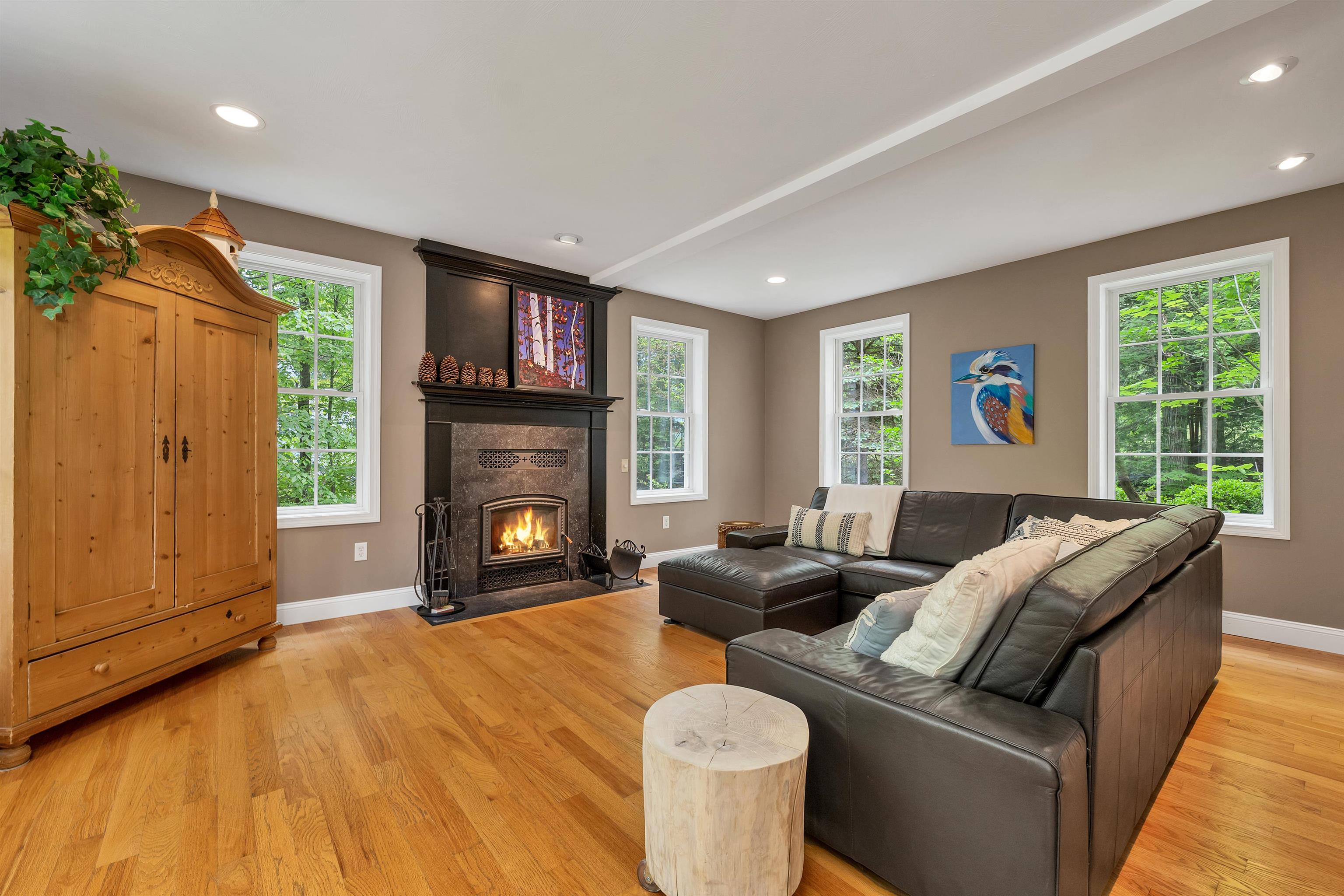 15 Largo Knoll