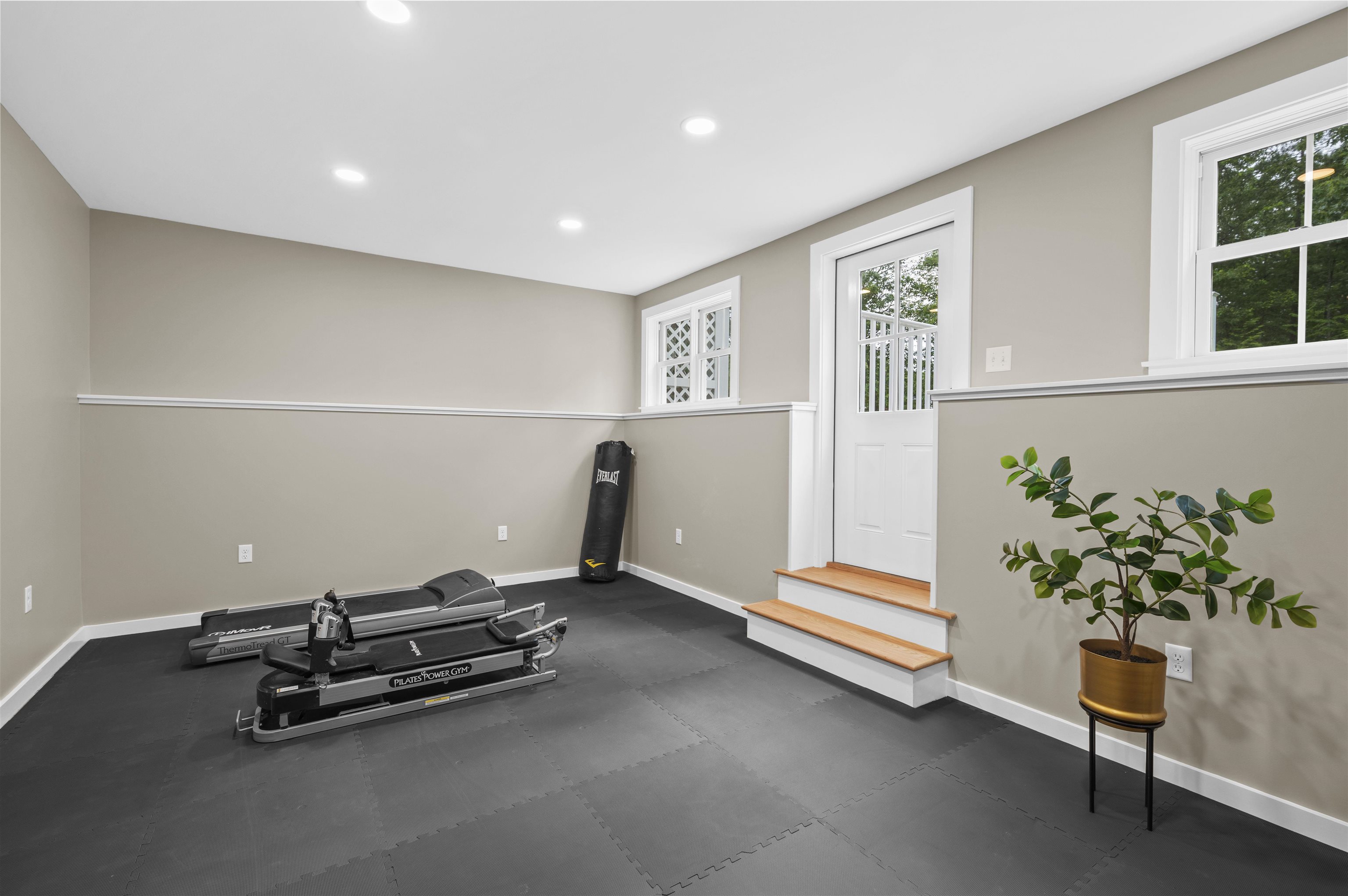 20 Martingale Road