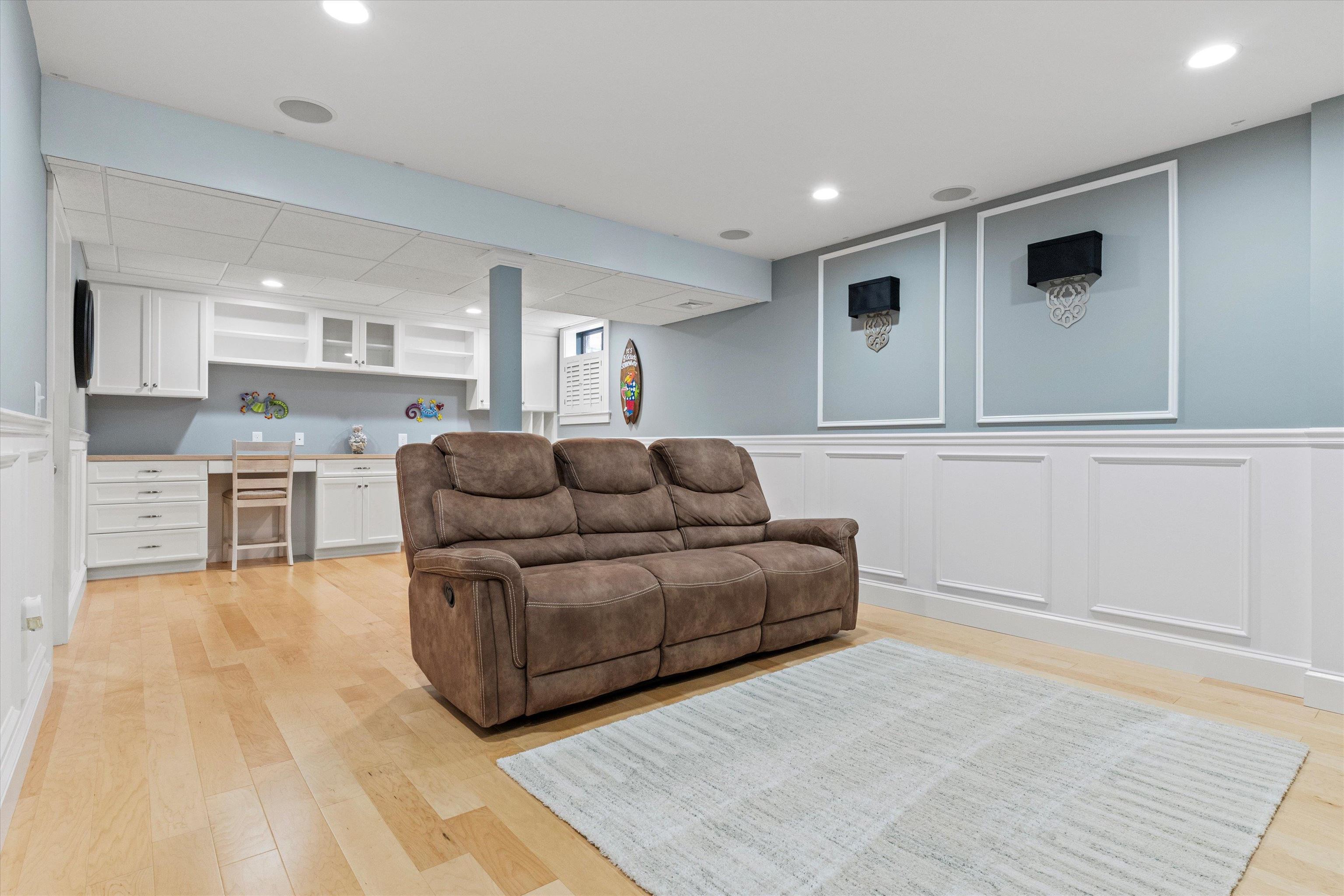 6 Brant Drive