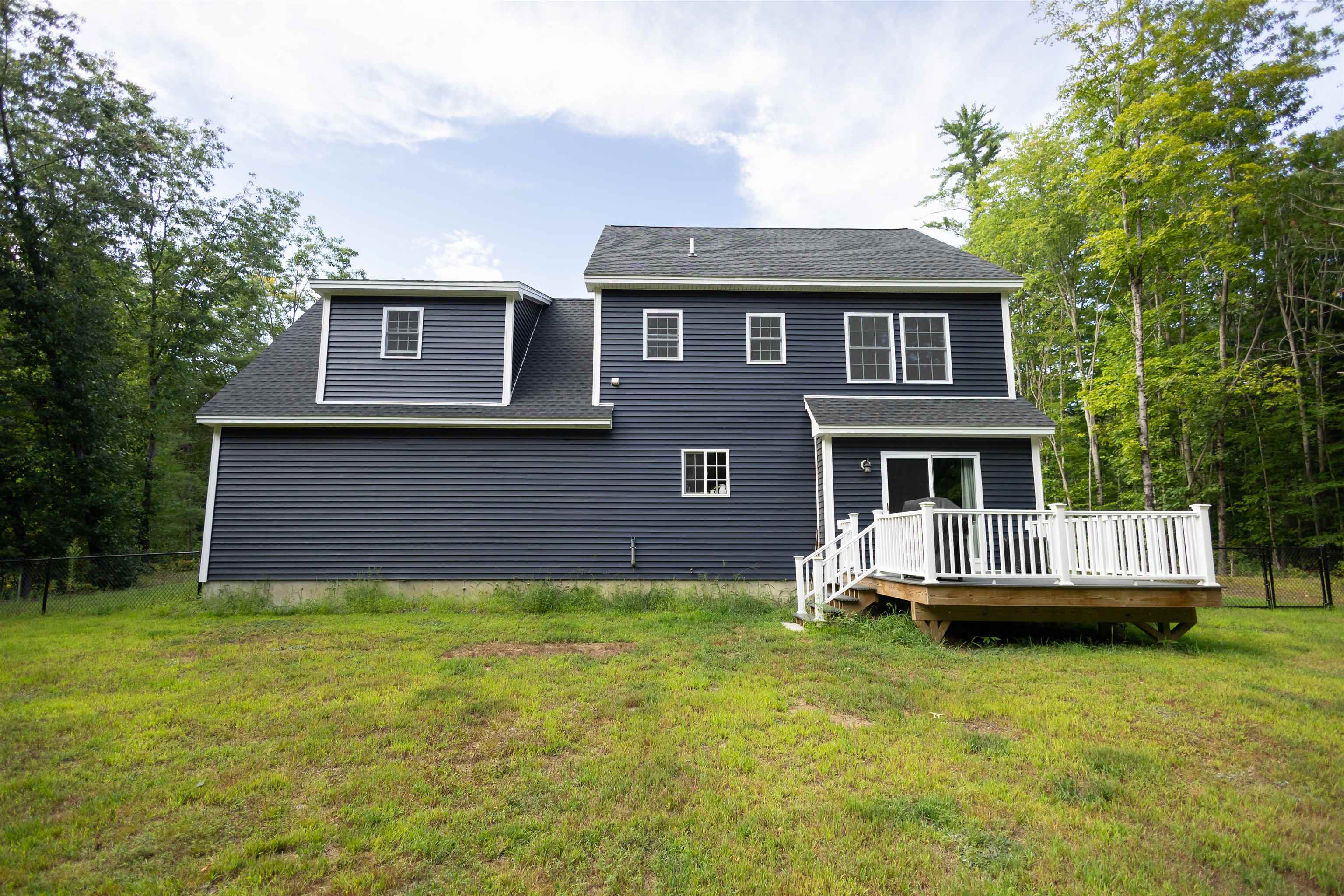 44 Sandogardy Pond Road