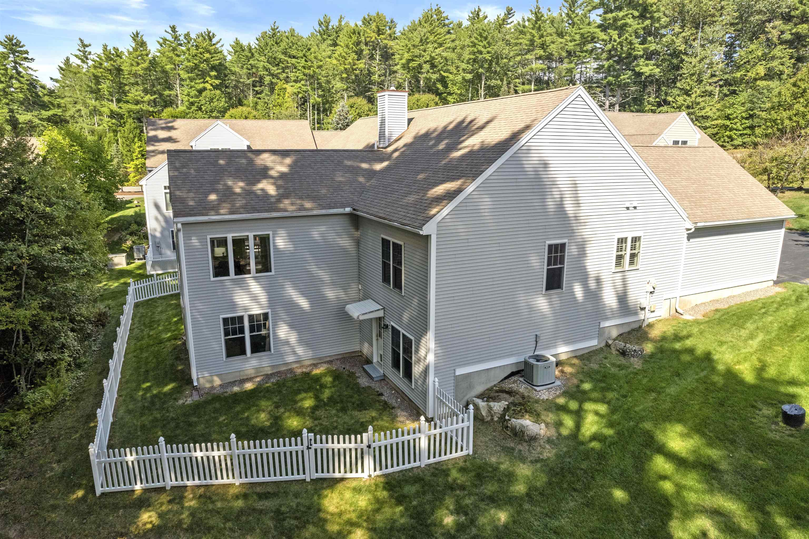 3 Glen Court