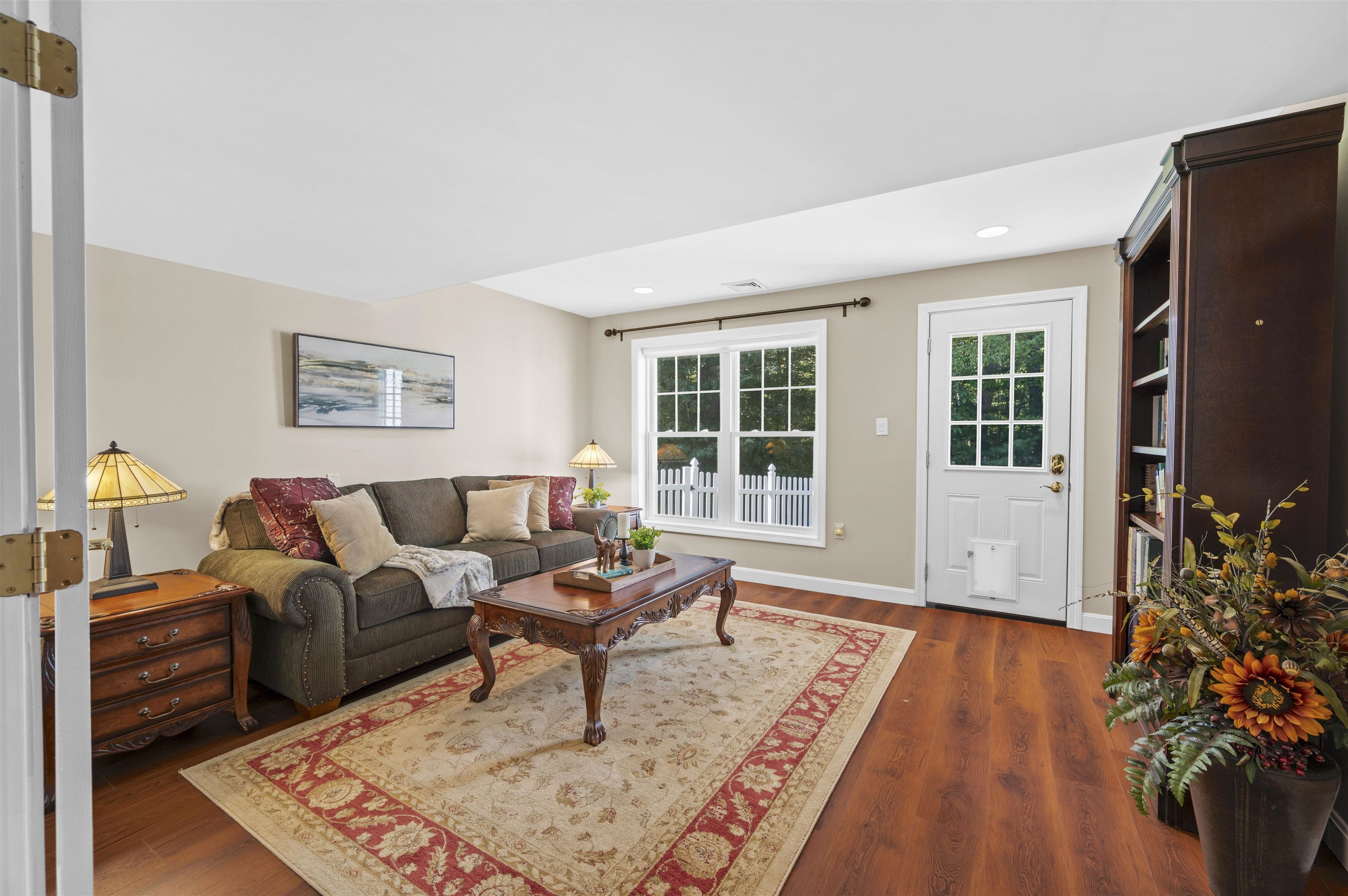 3 Glen Court