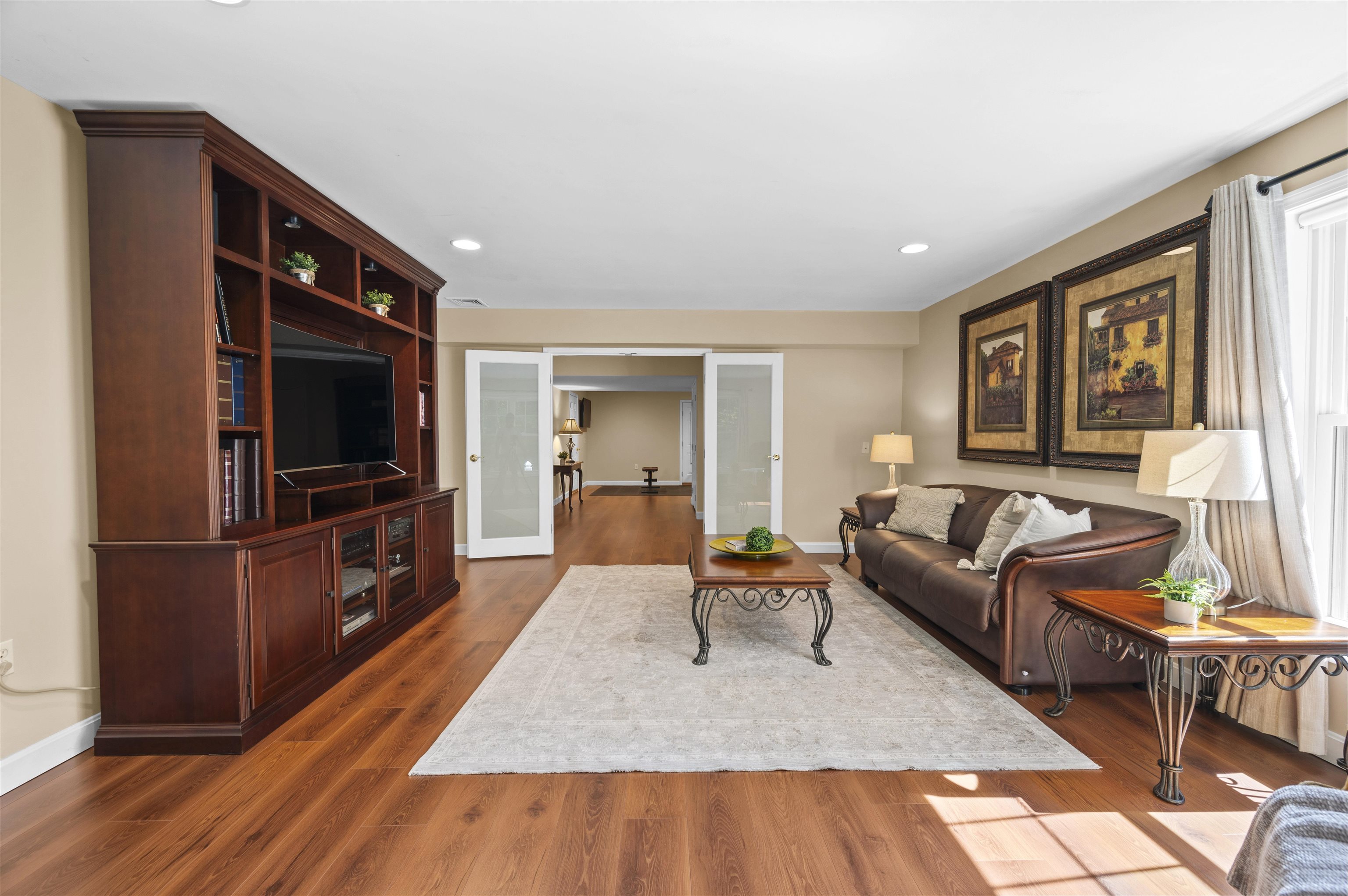 3 Glen Court
