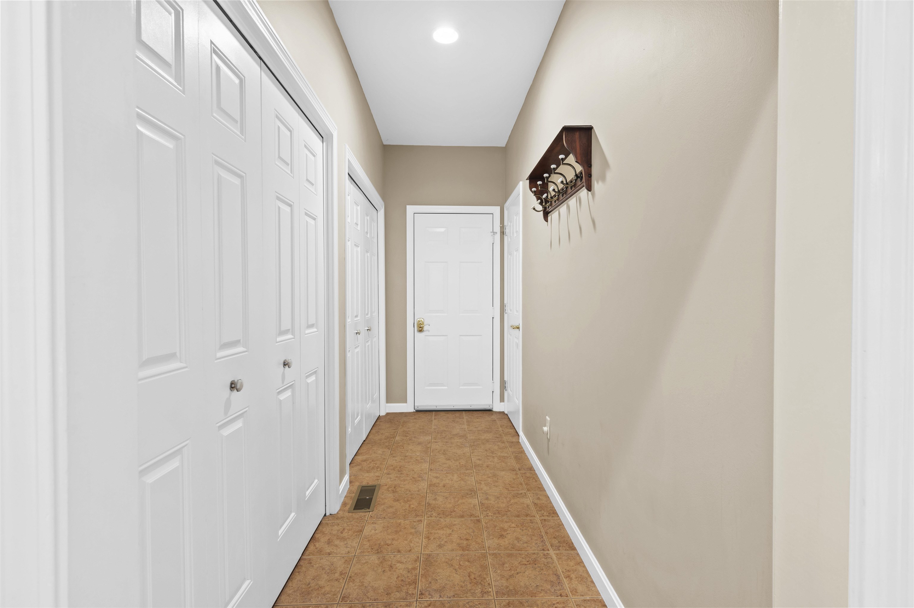 3 Glen Court