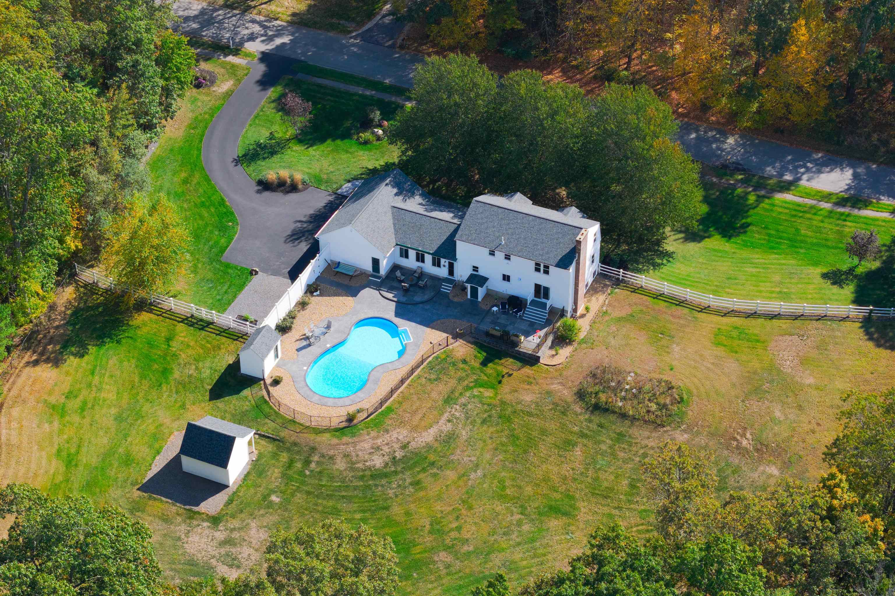 3 Fields Farm Road