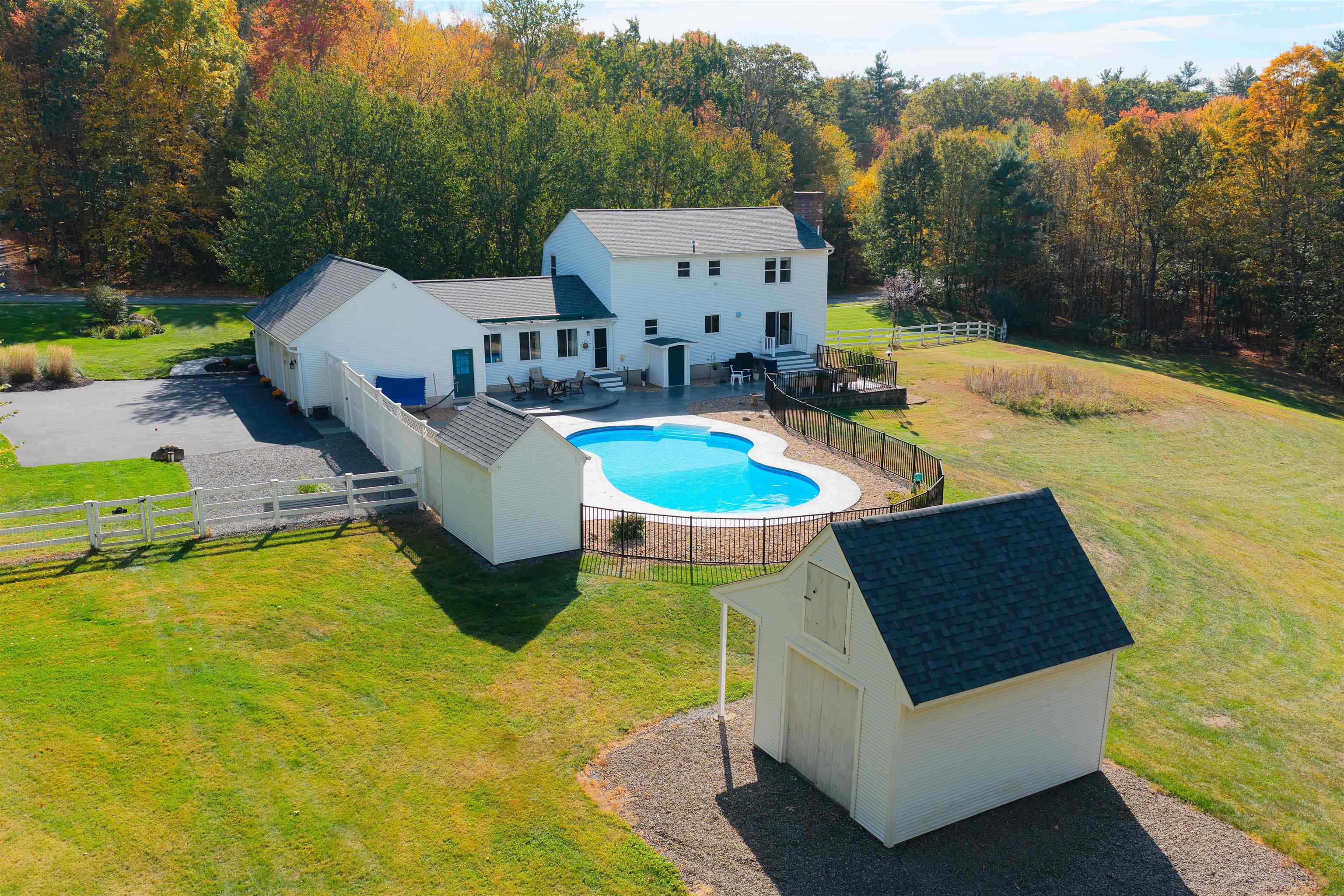 3 Fields Farm Road