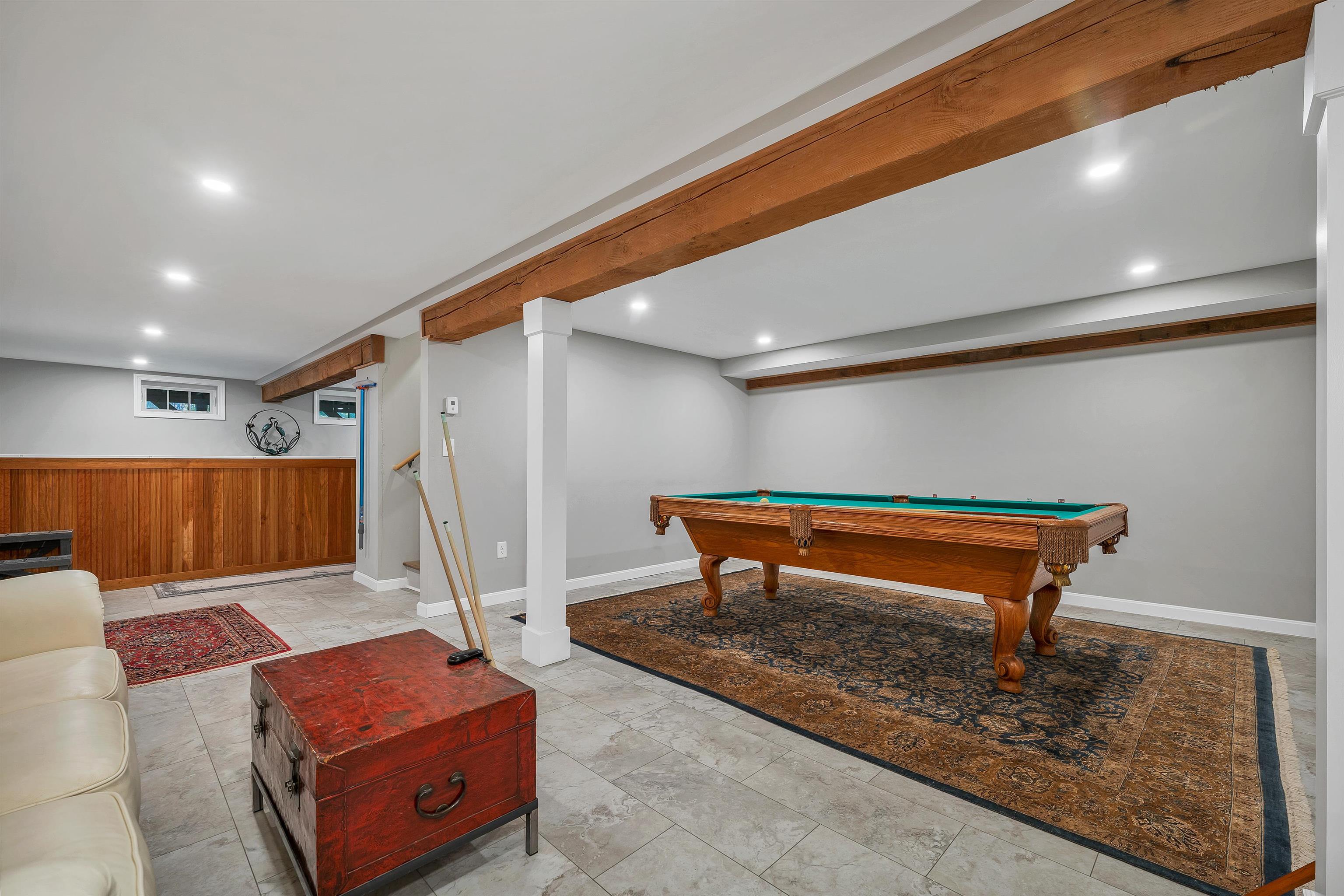 325 Burton Highway