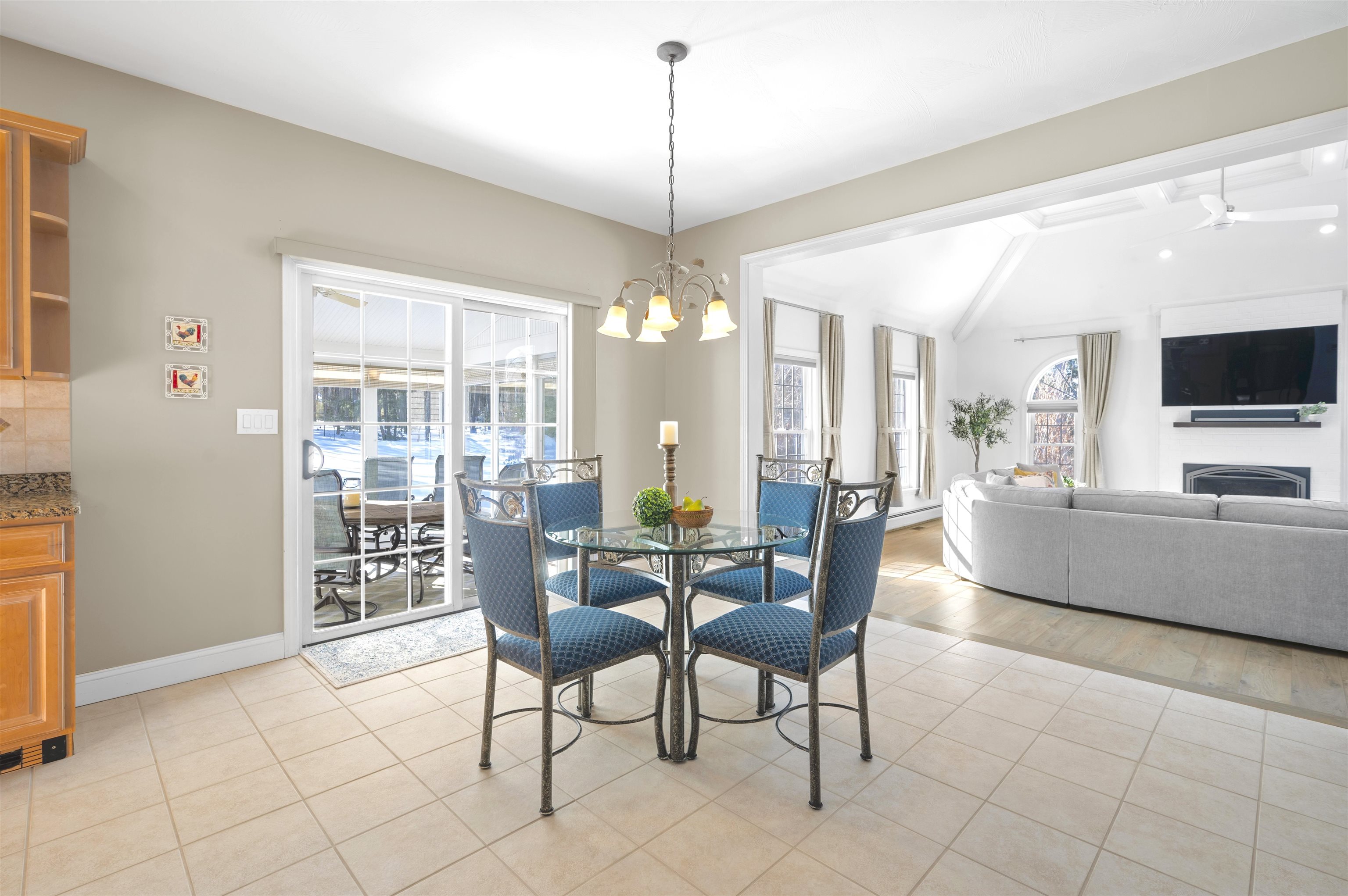 5 Monticello Drive