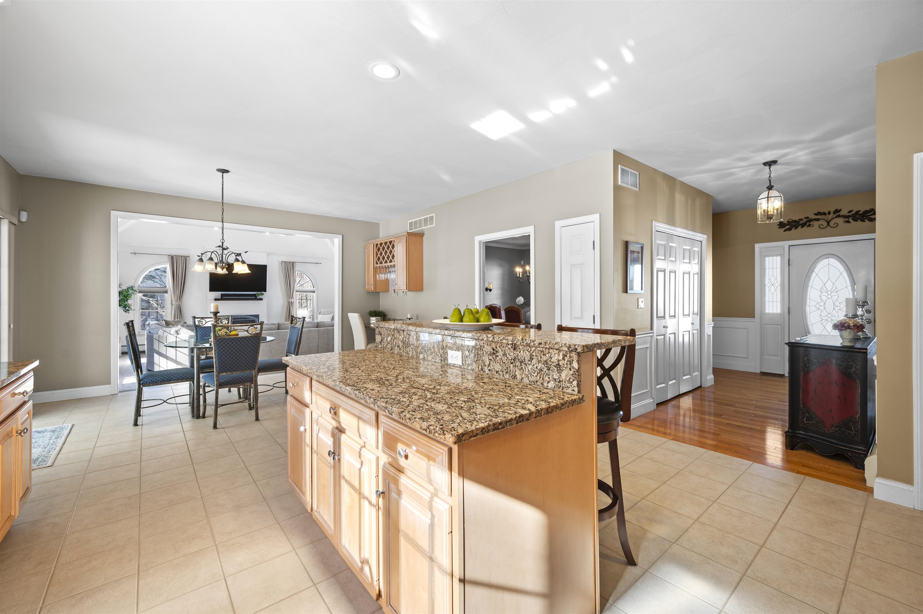 5 Monticello Drive