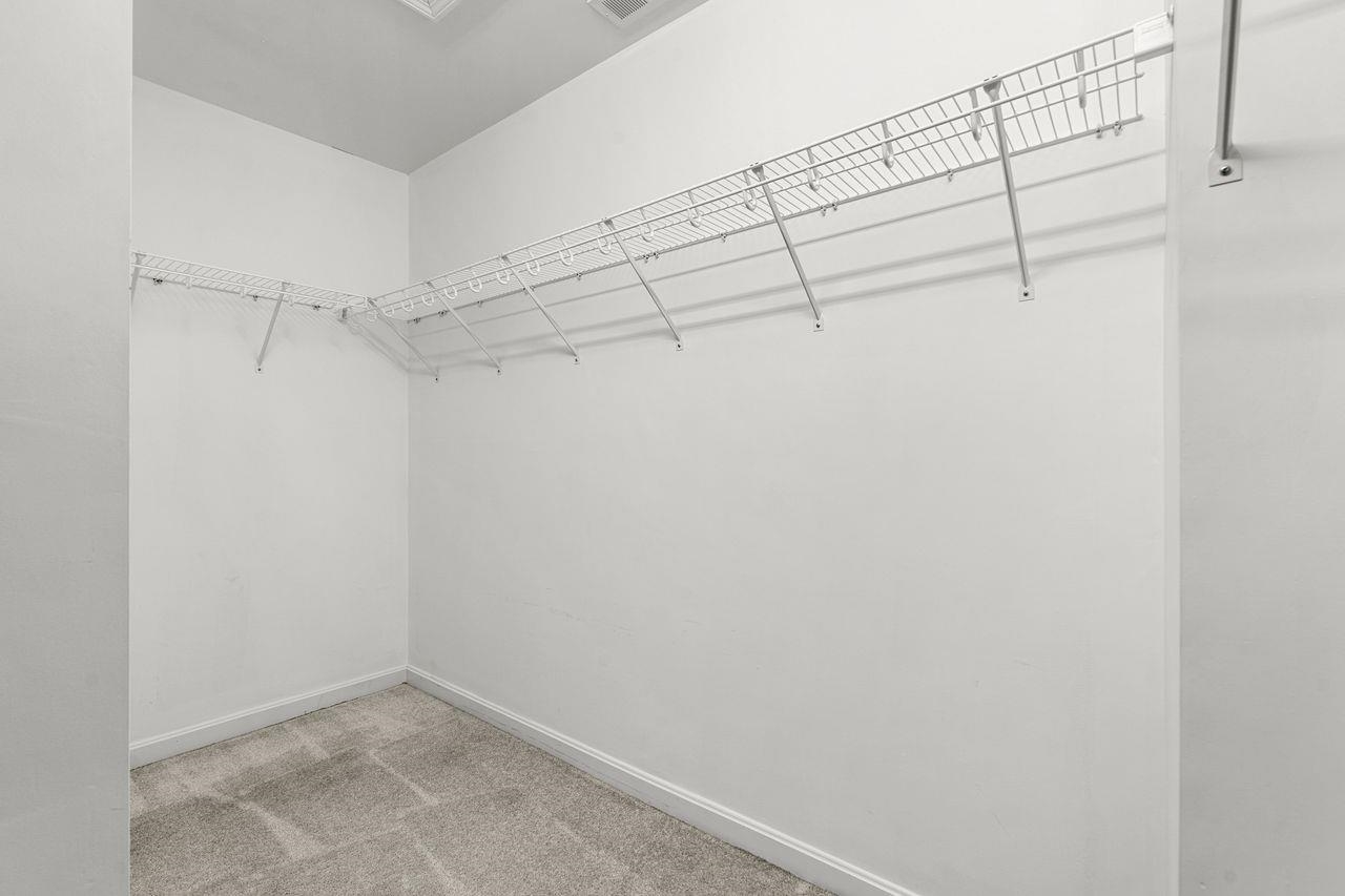 211 Woodview Way