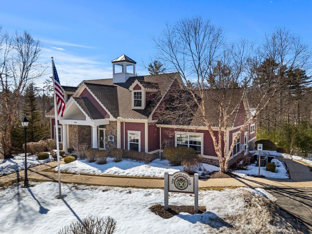 211 Woodview Way