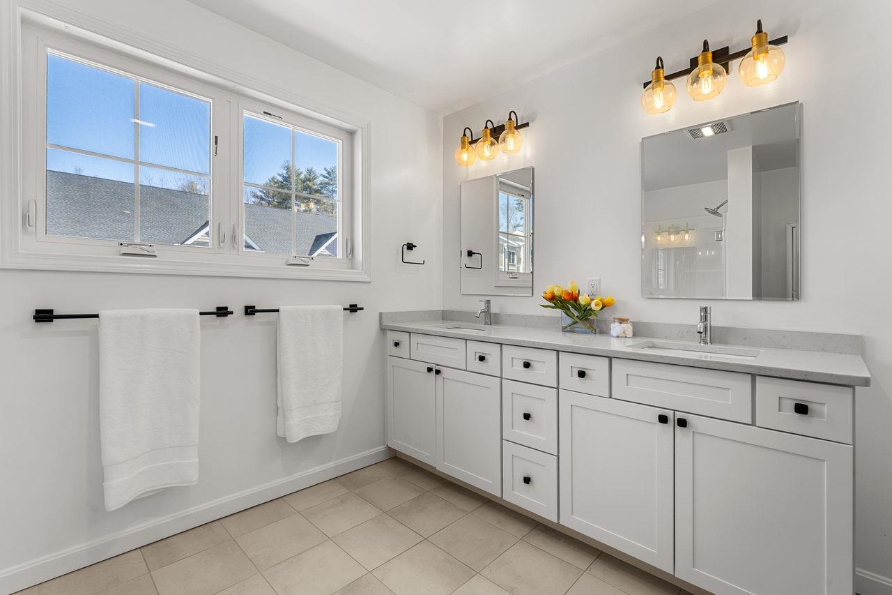 211 Woodview Way