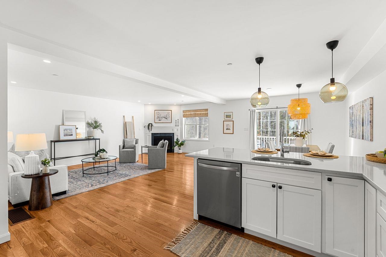 211 Woodview Way