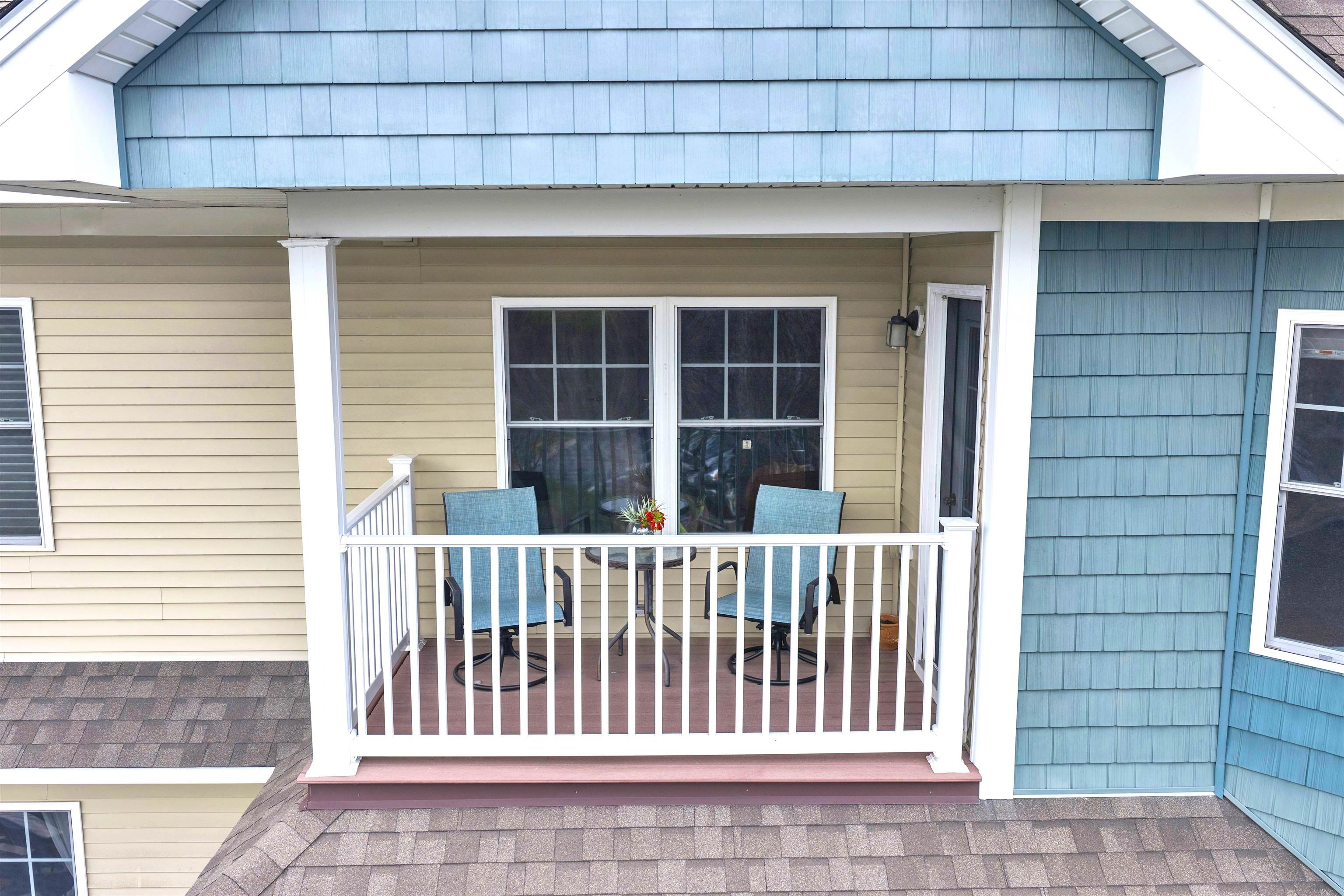 65 Hawthorne Drive Unit: 305