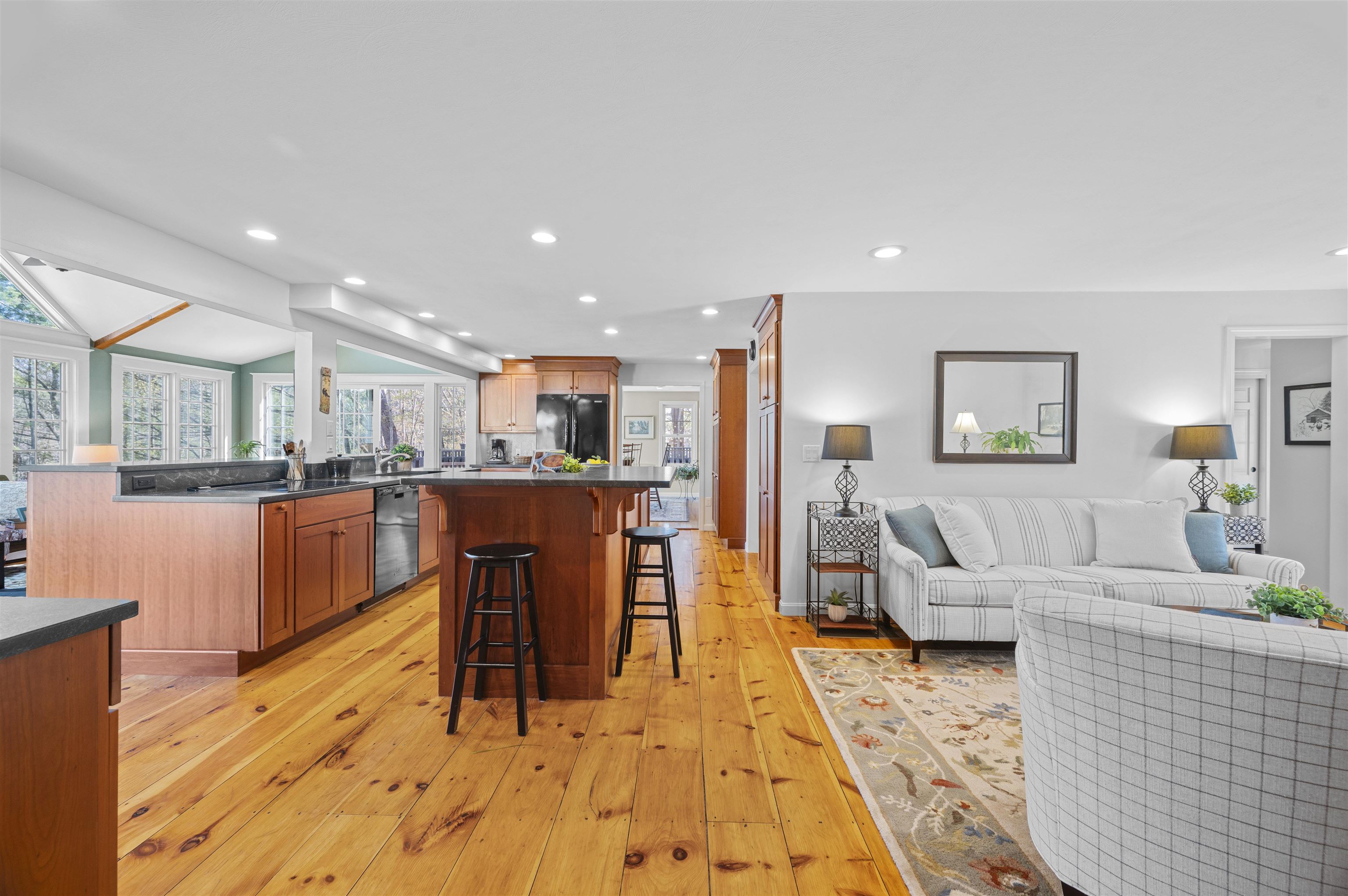 12 Candlewood Drive