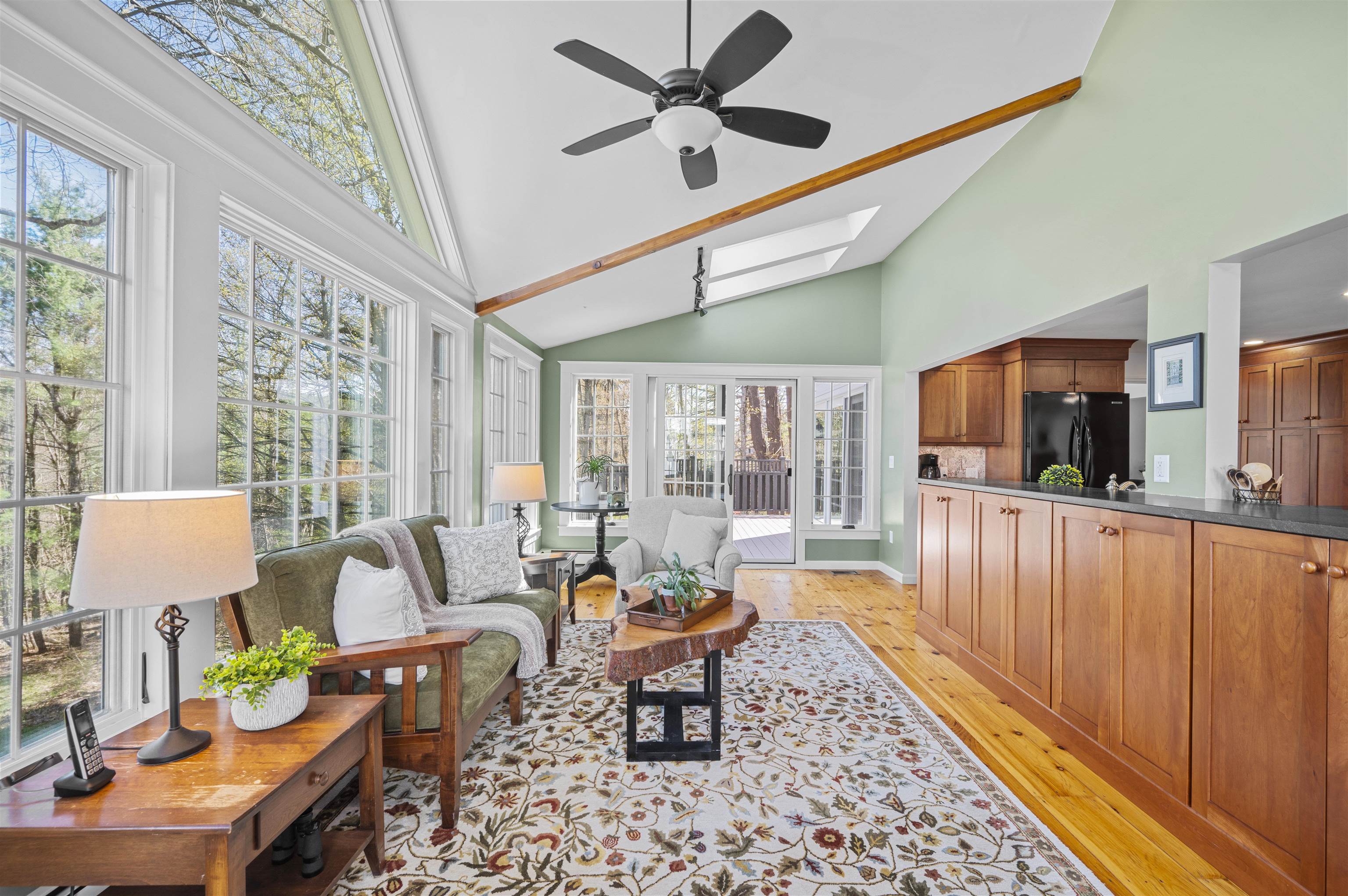 12 Candlewood Drive