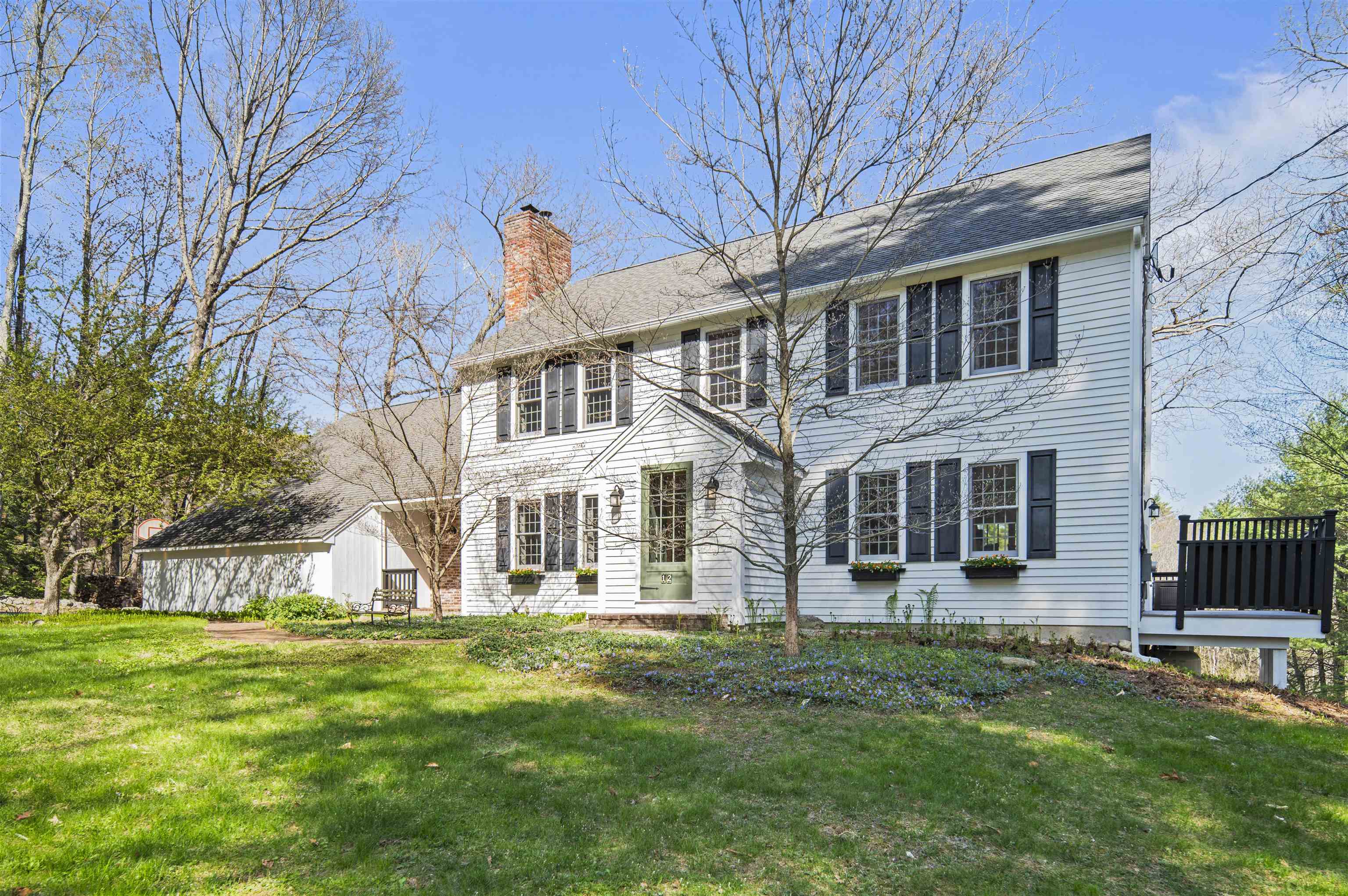 12 Candlewood Drive