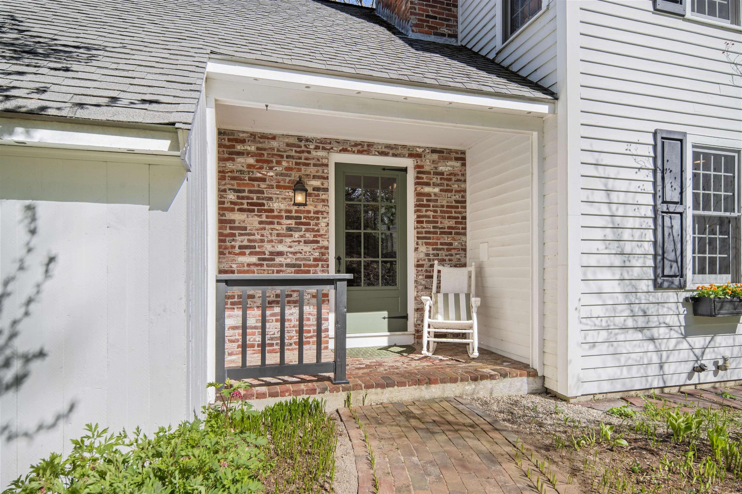 12 Candlewood Drive