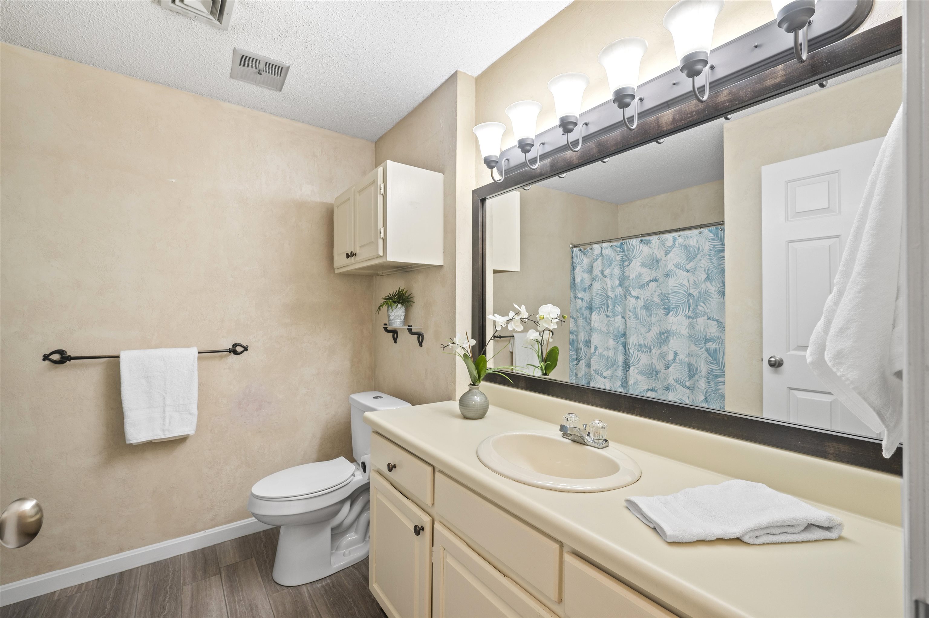 690 S Porter Street Unit: 31