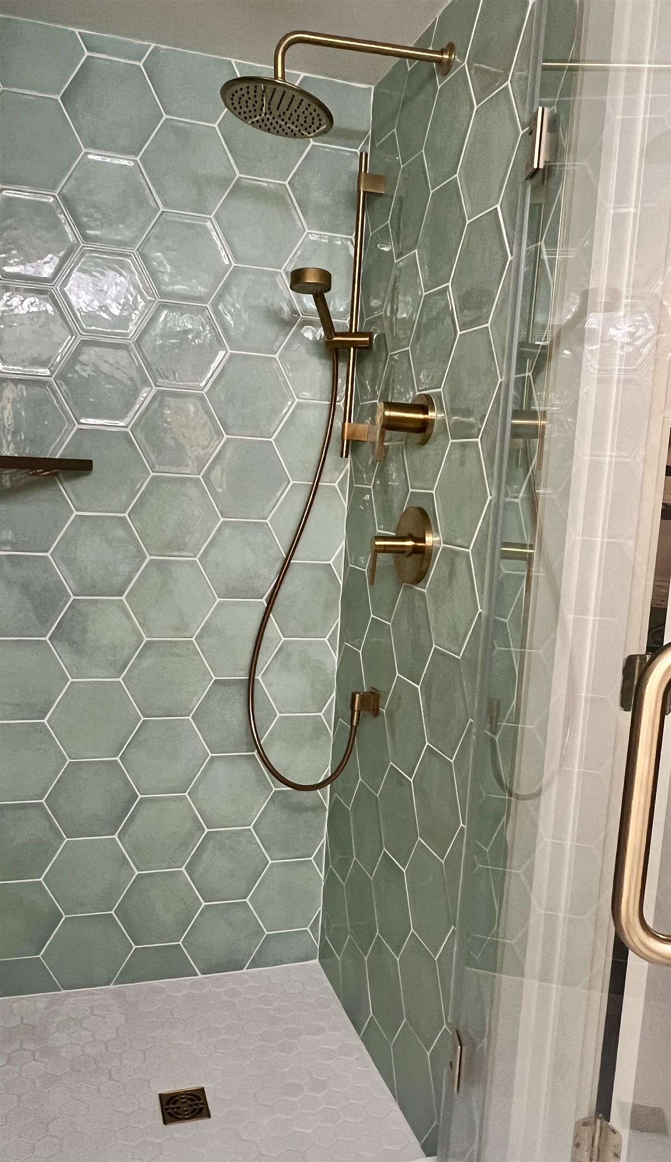 300 North River Road Unit: 112