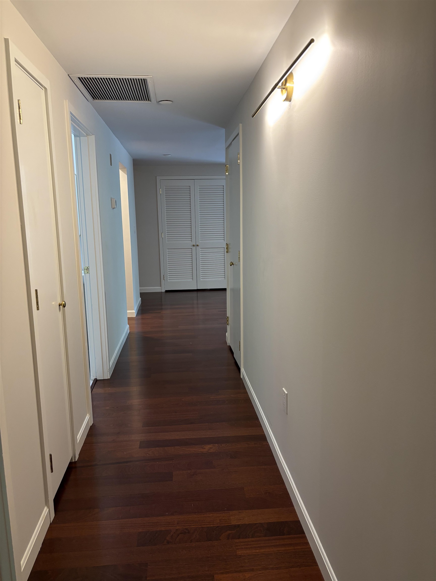 300 North River Road Unit: 112