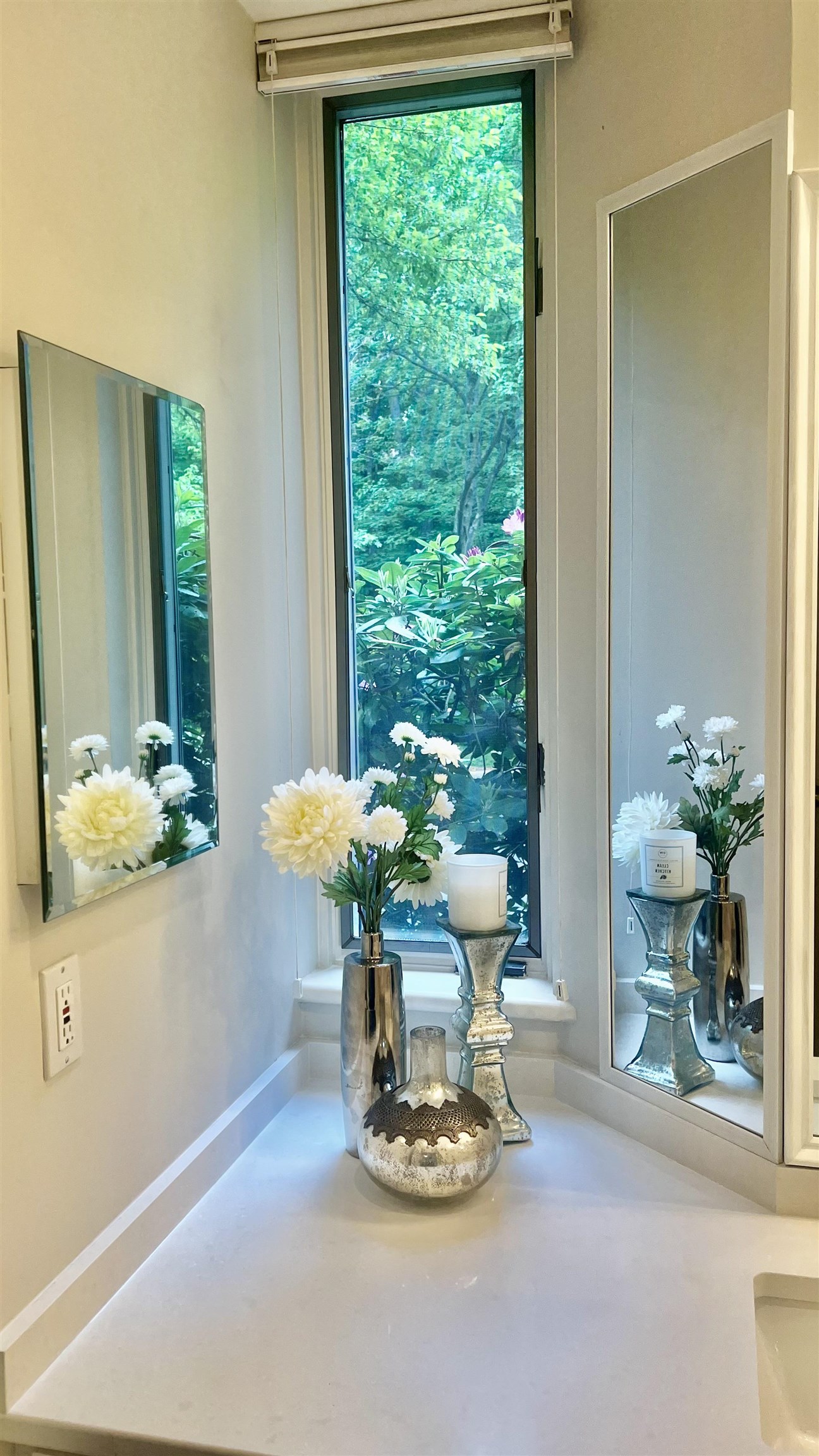 300 North River Road Unit: 112