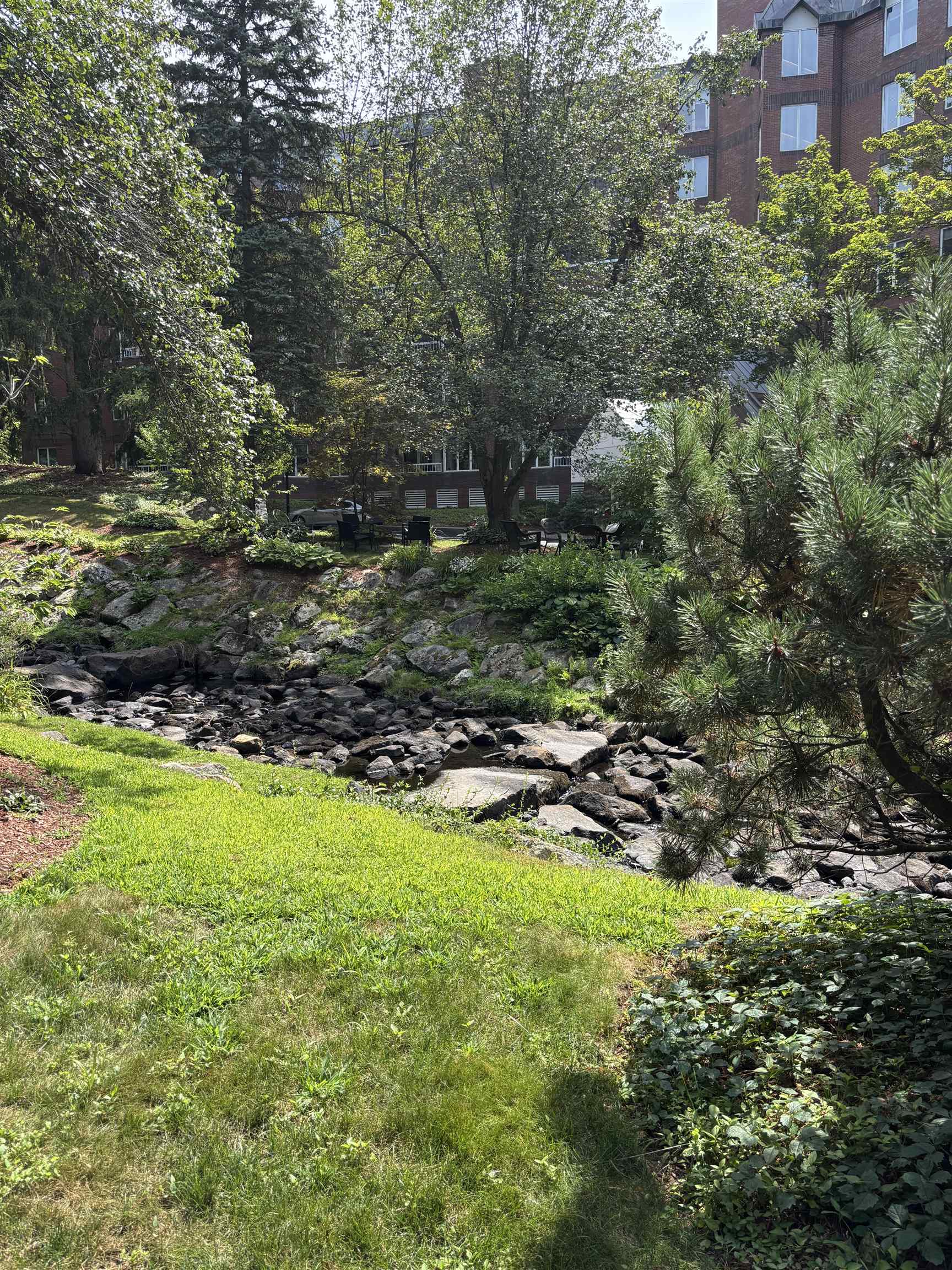 300 North River Road Unit: 112