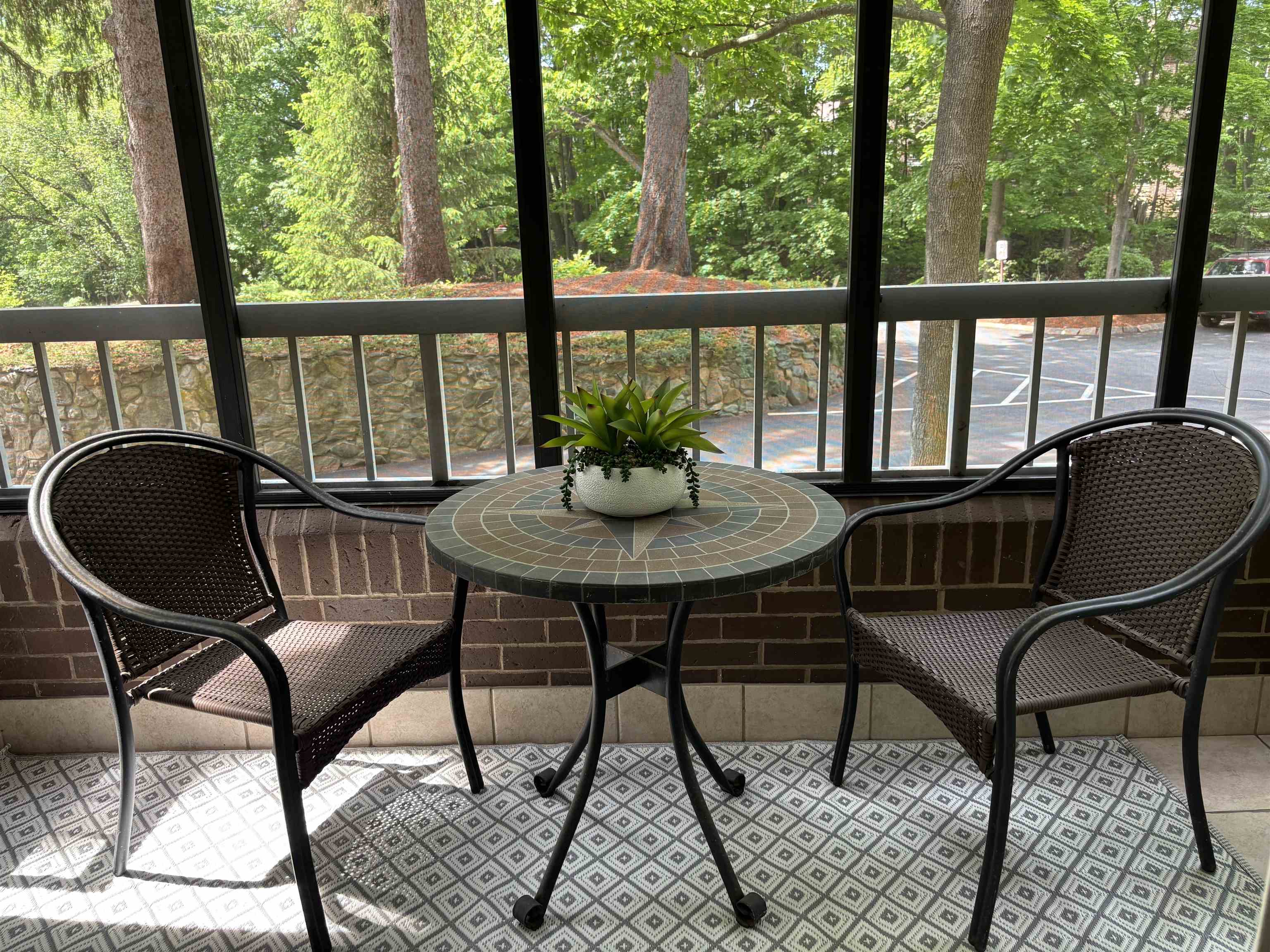 300 North River Road Unit: 112