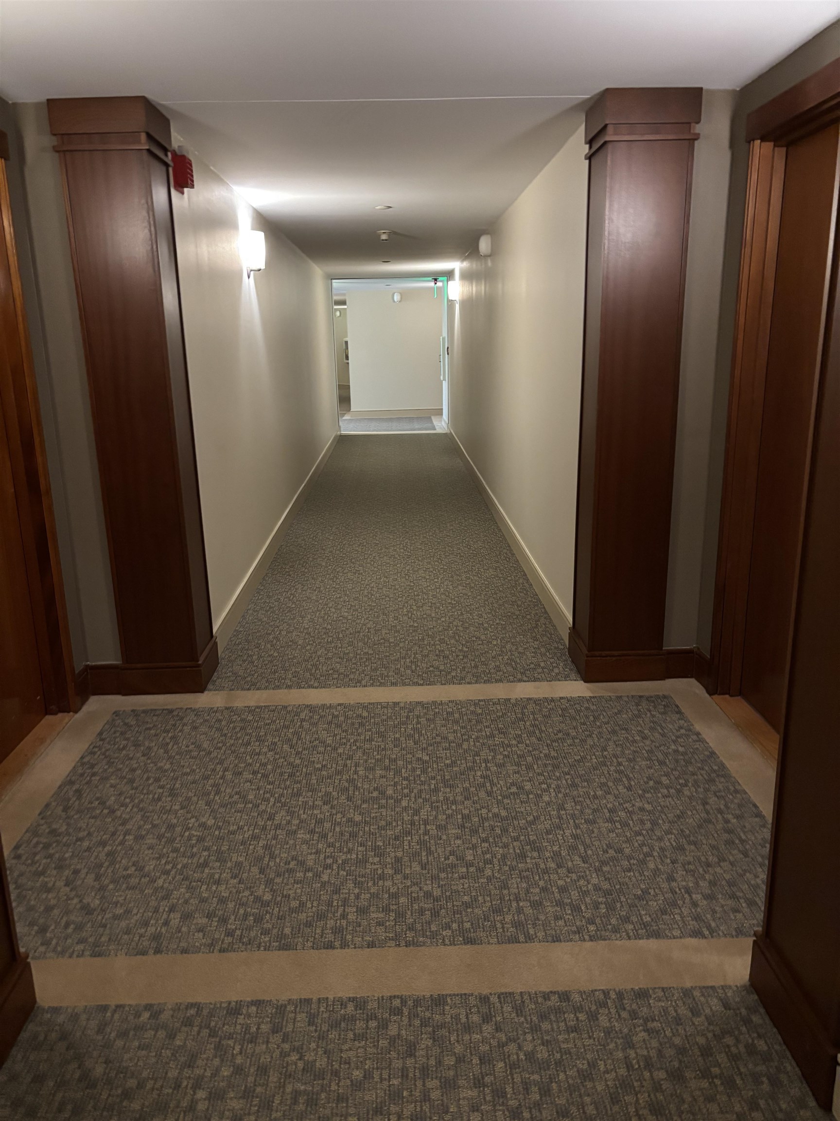 300 North River Road Unit: 112
