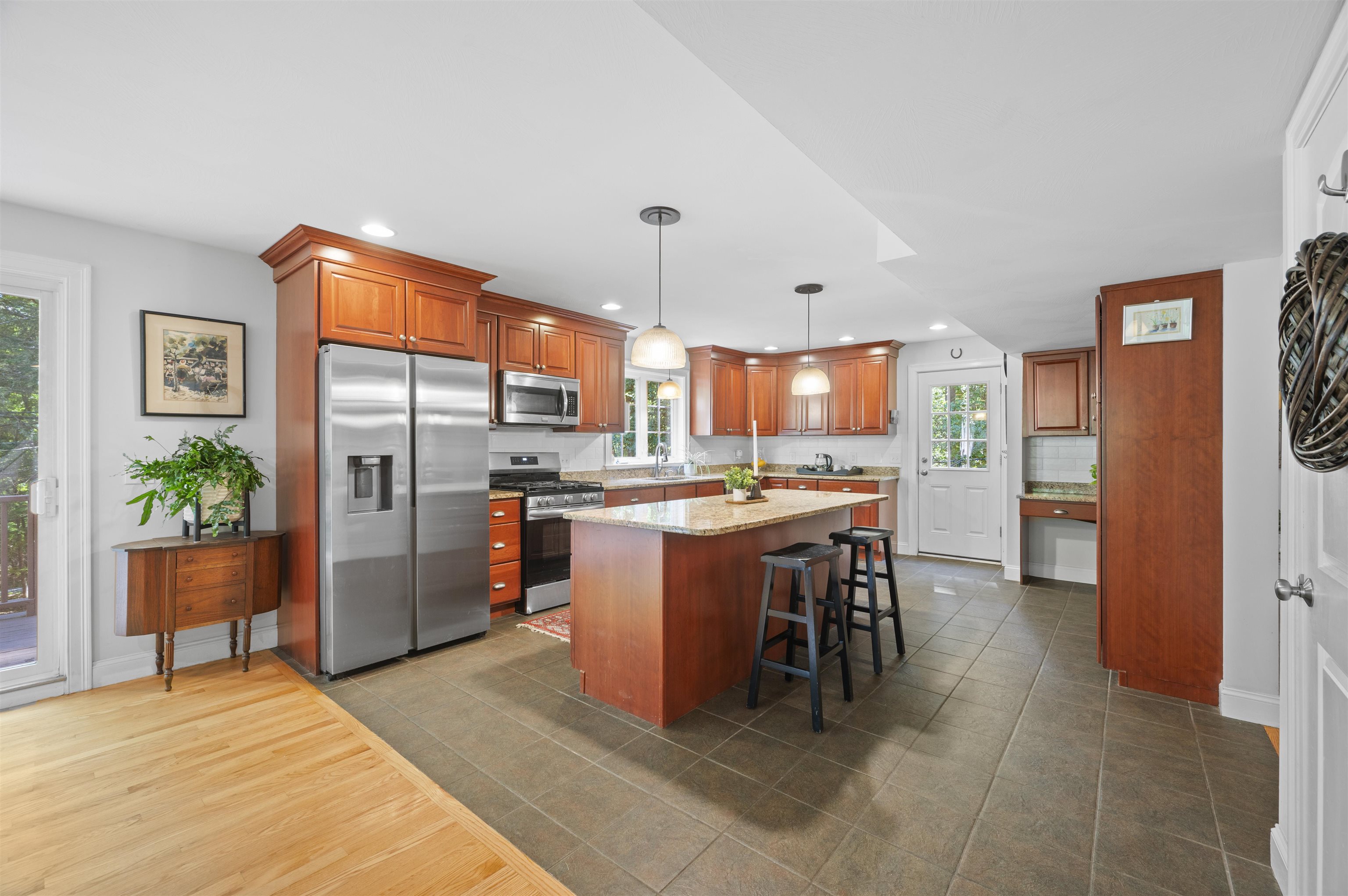 27 Colonel Wilkins Road