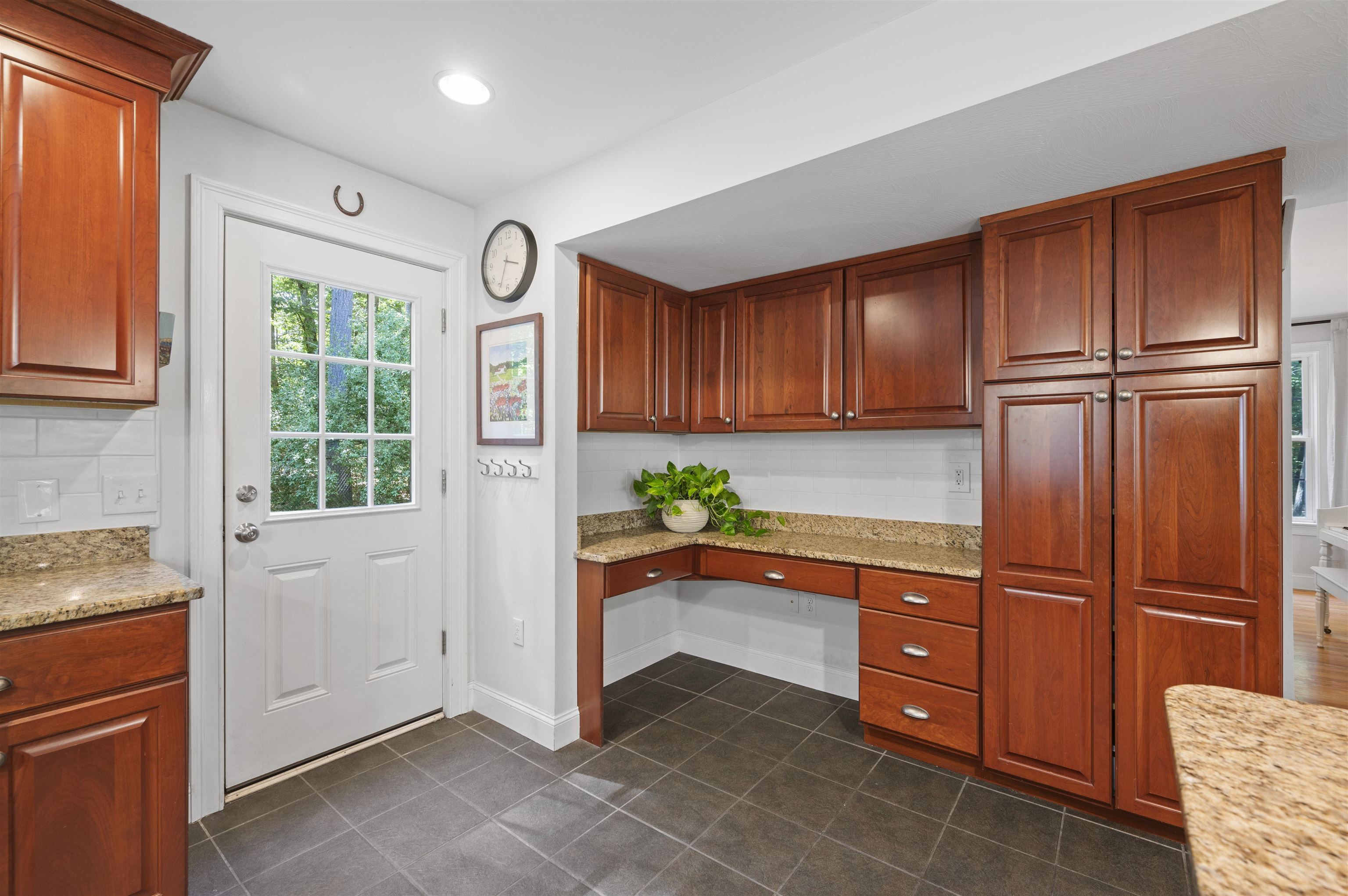 27 Colonel Wilkins Road