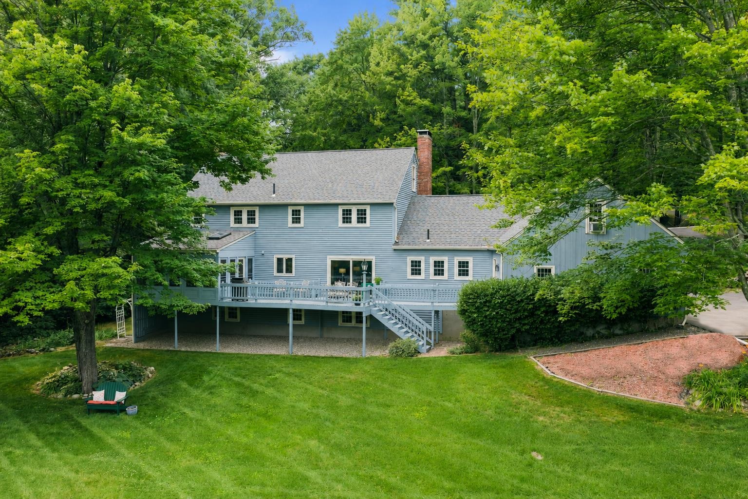 10 Candlewood Drive