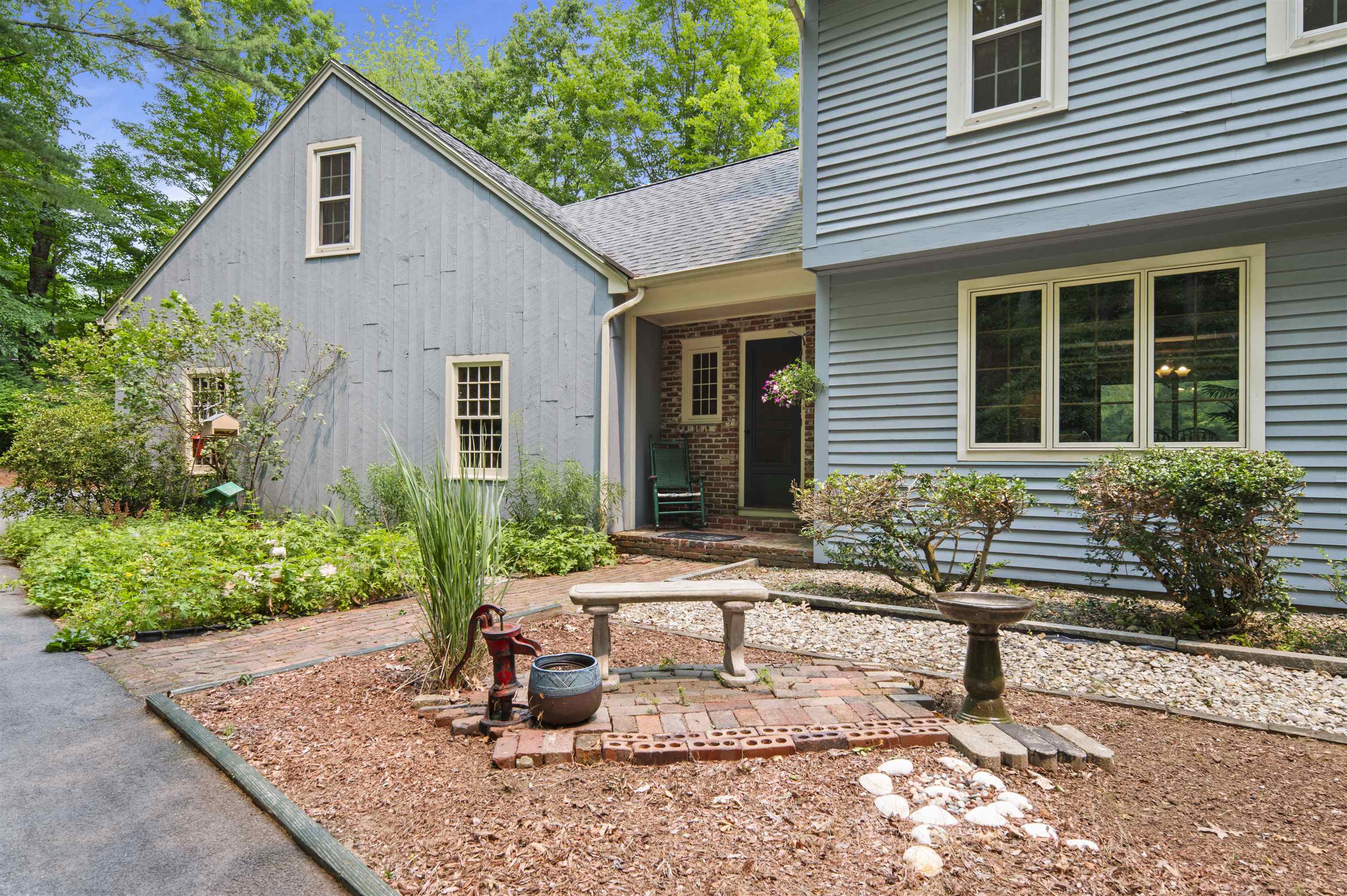 10 Candlewood Drive