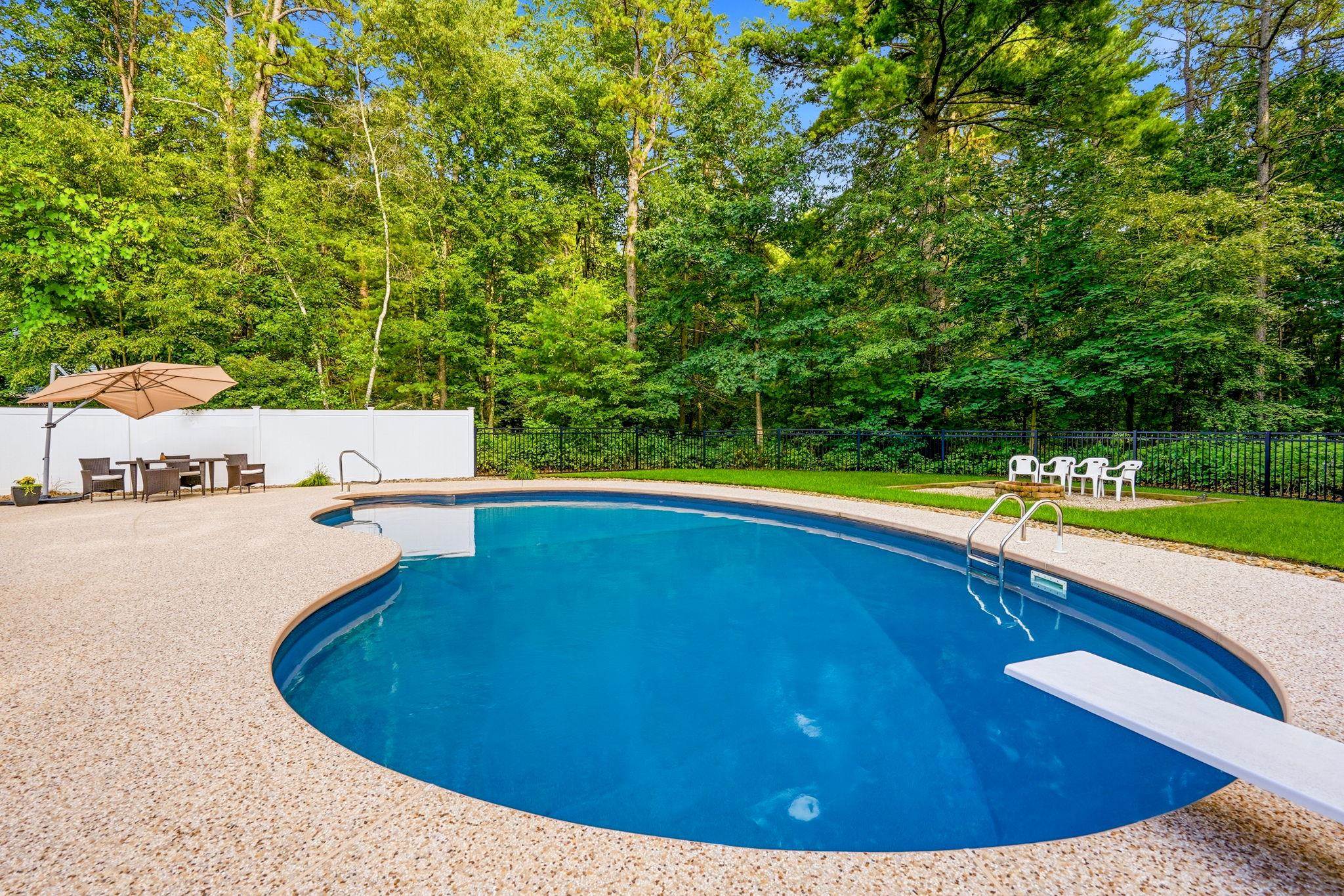 19 Tamarack Lane